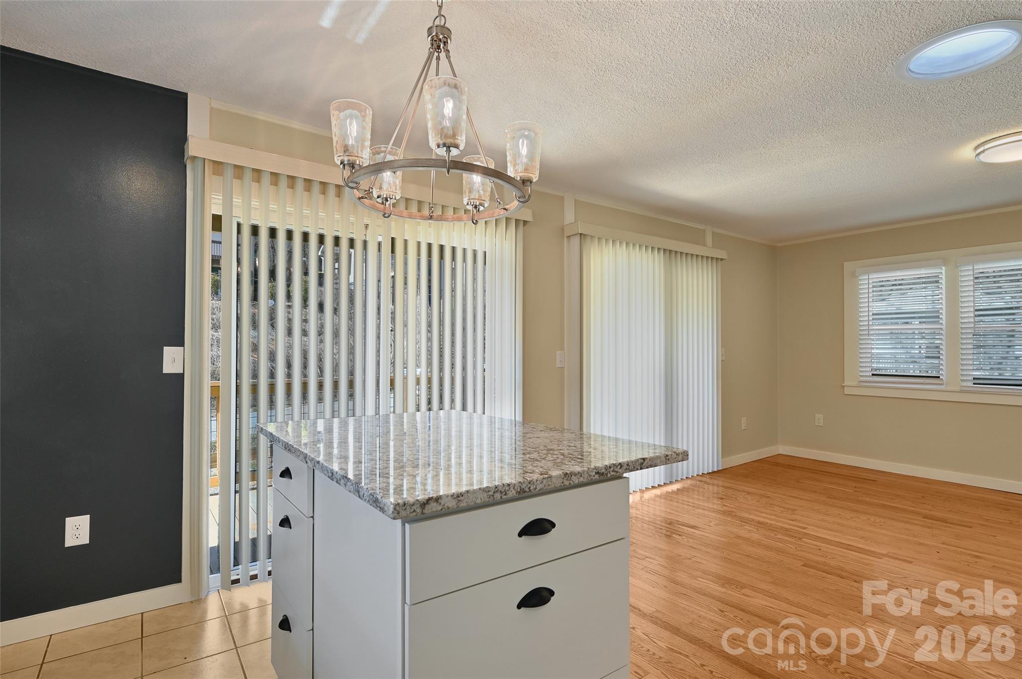 9 Woodfin Avenue Property Photo 11