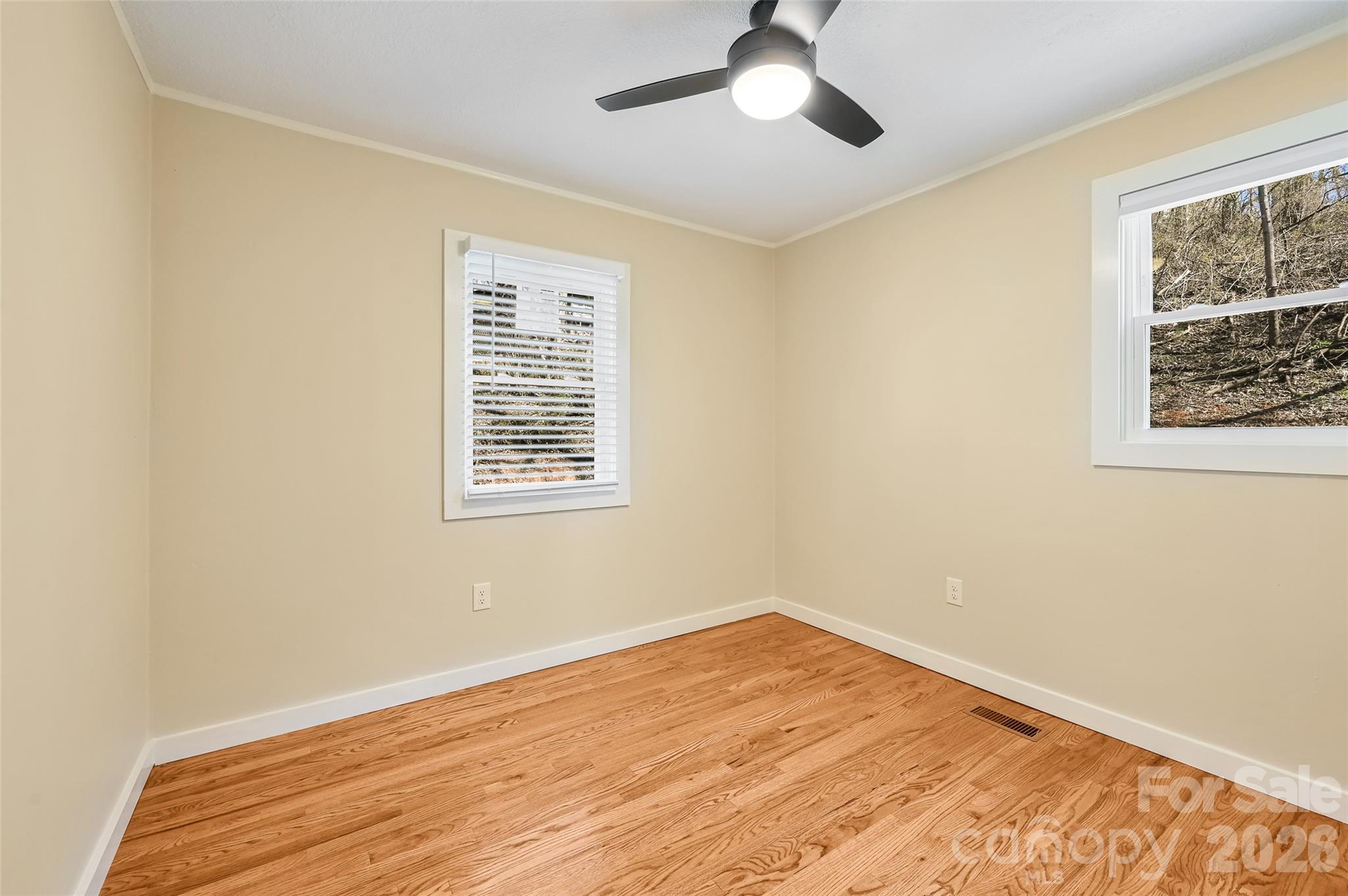 9 Woodfin Avenue Property Photo 15