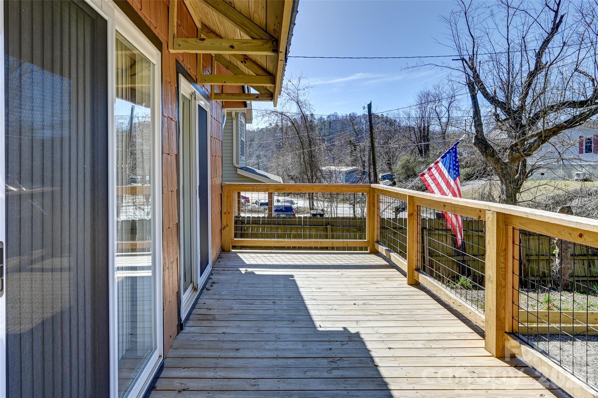 9 Woodfin Avenue Property Photo 20