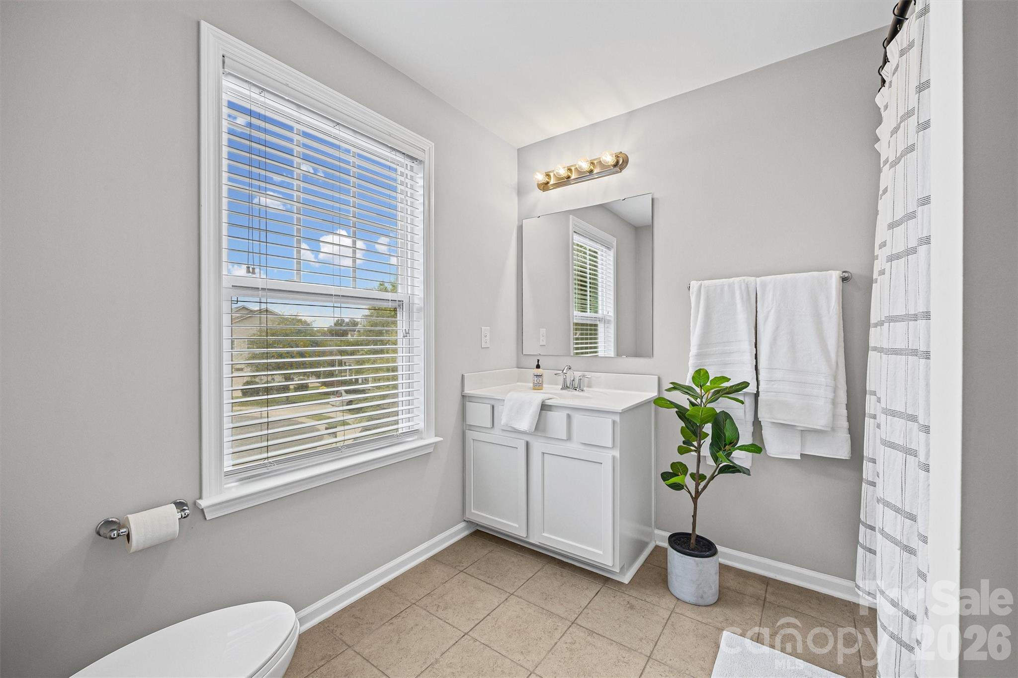3703 Jacinta Court Property Photo 27