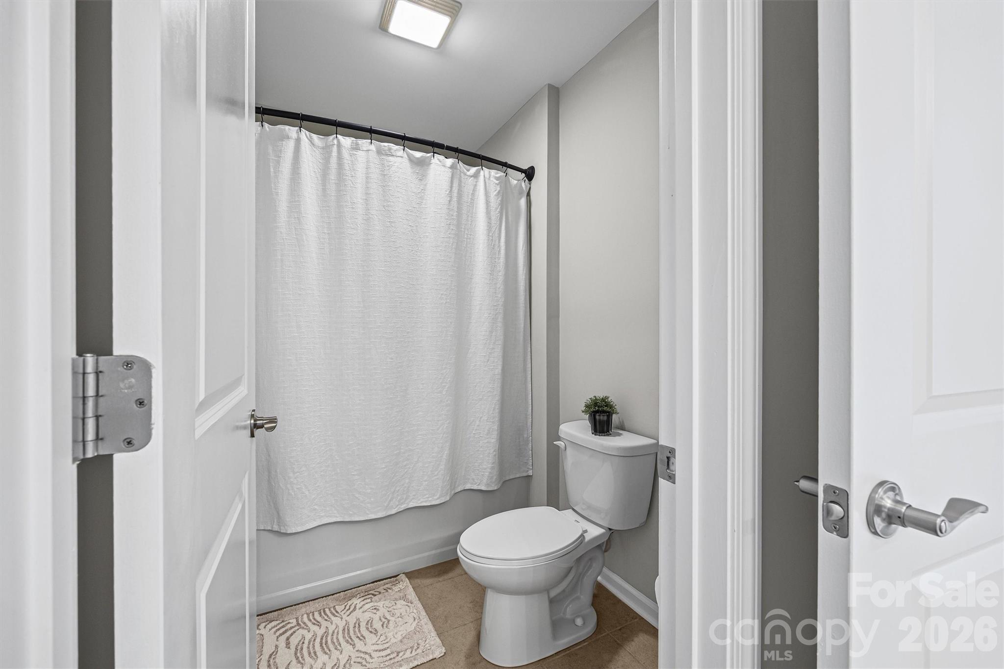 3703 Jacinta Court Property Photo 31