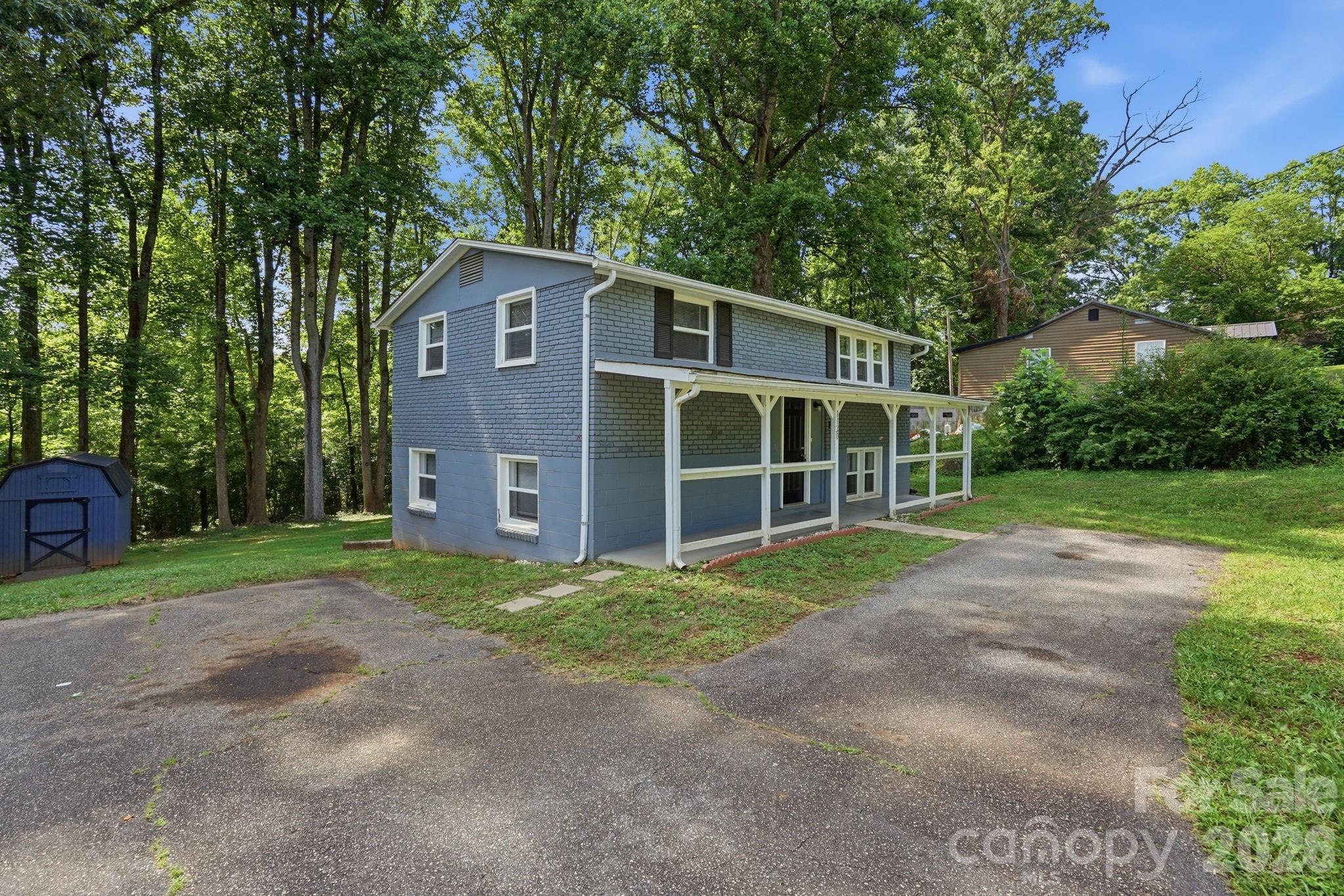 1120 Rita Avenue Property Photo 2