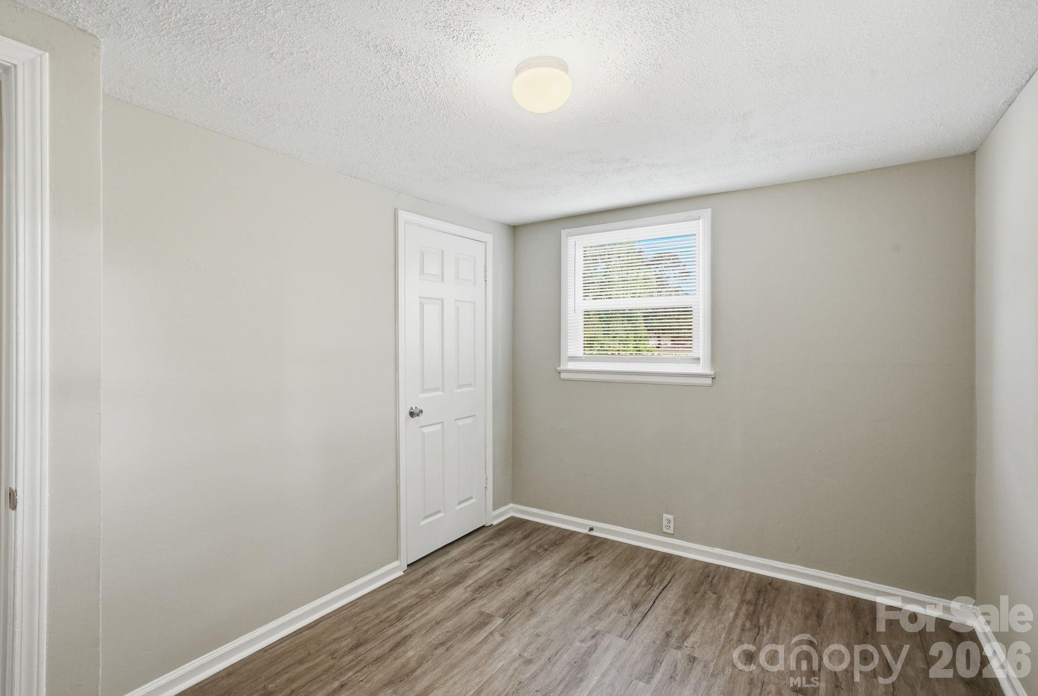 1120 Rita Avenue Property Photo 7
