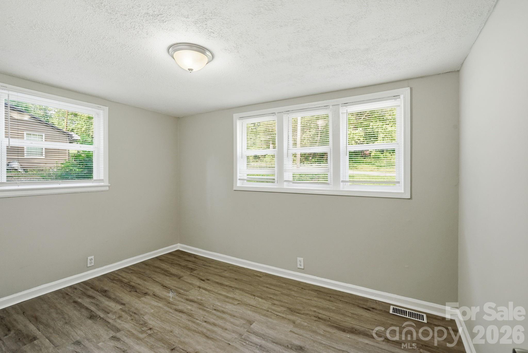 1120 Rita Avenue Property Photo 18
