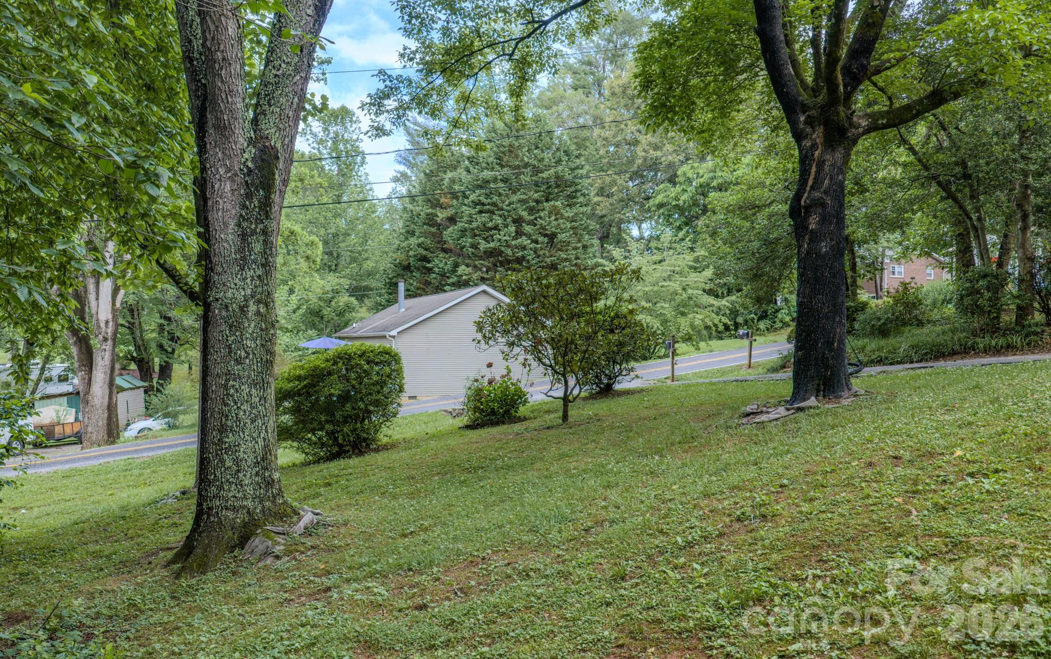 112 Amelia Drive Property Photo 8