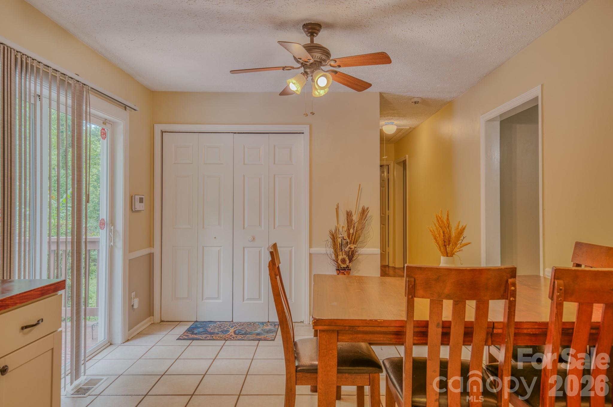 112 Amelia Drive Property Photo 14