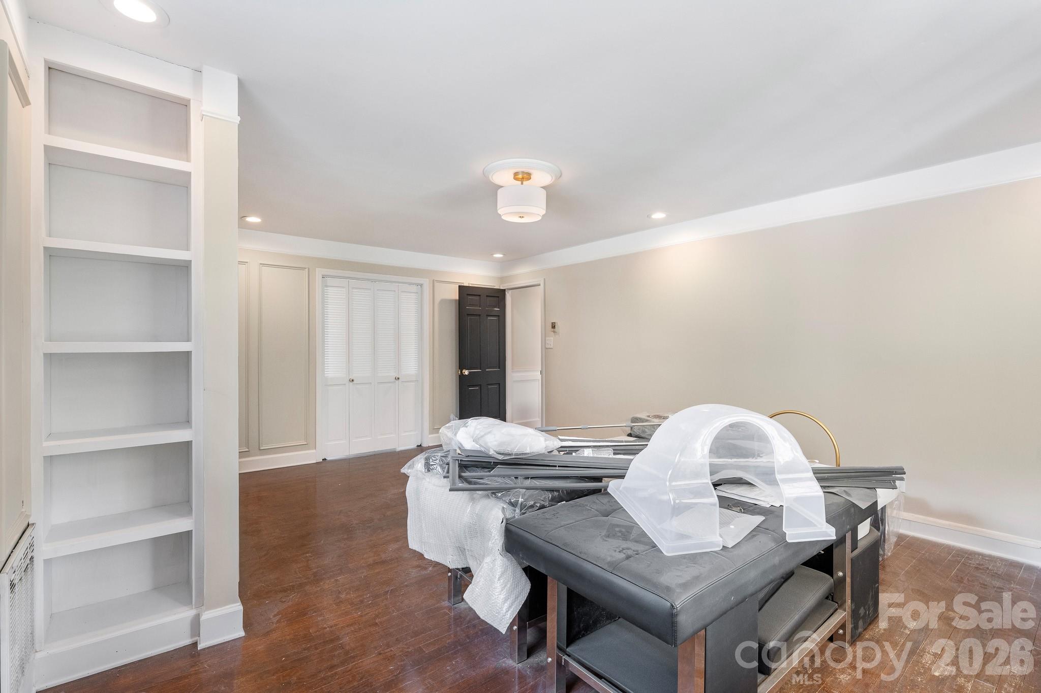 408 N Providence Street Property Photo 25