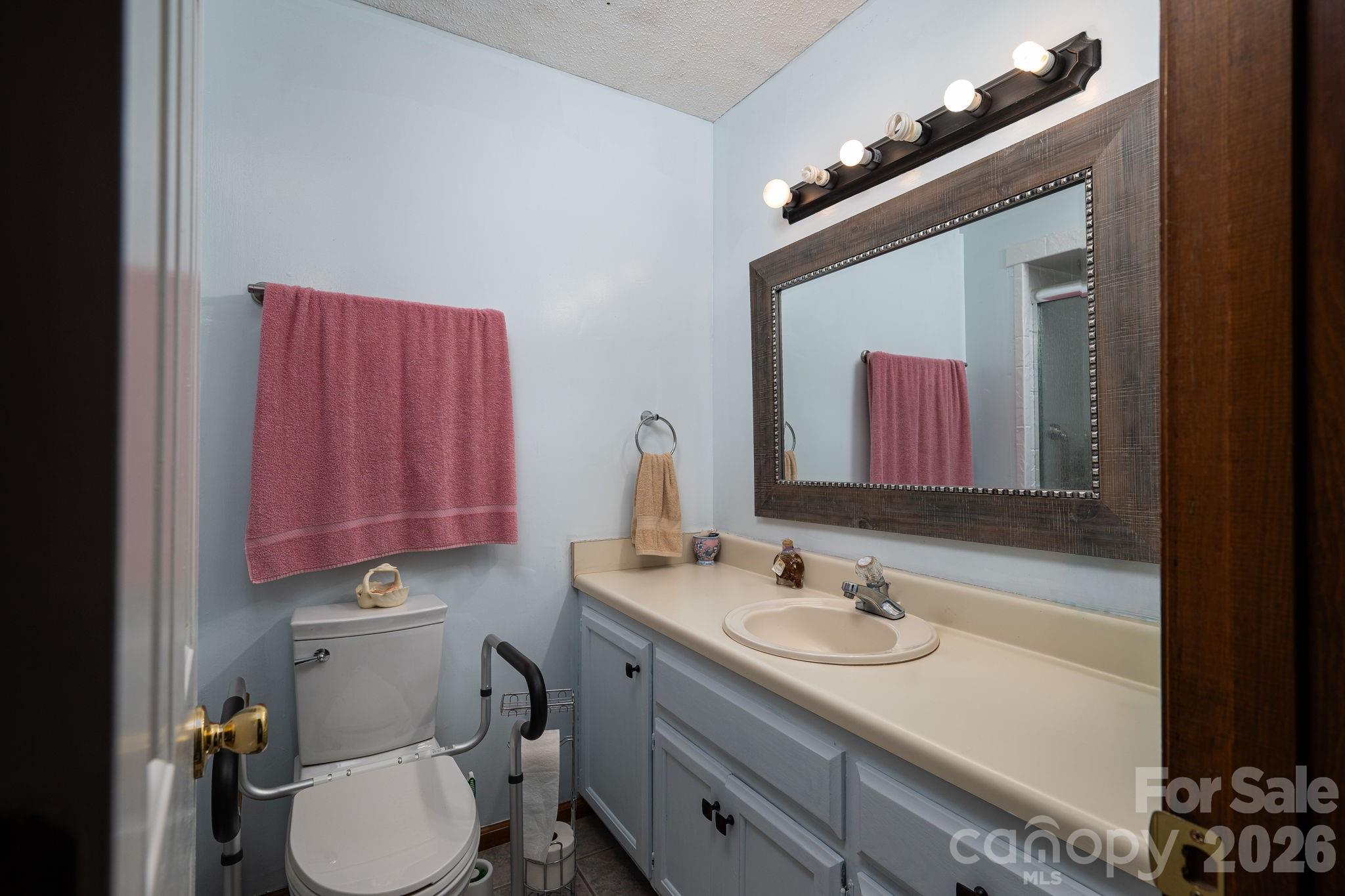3815 Wild Cherry Road Property Photo 18