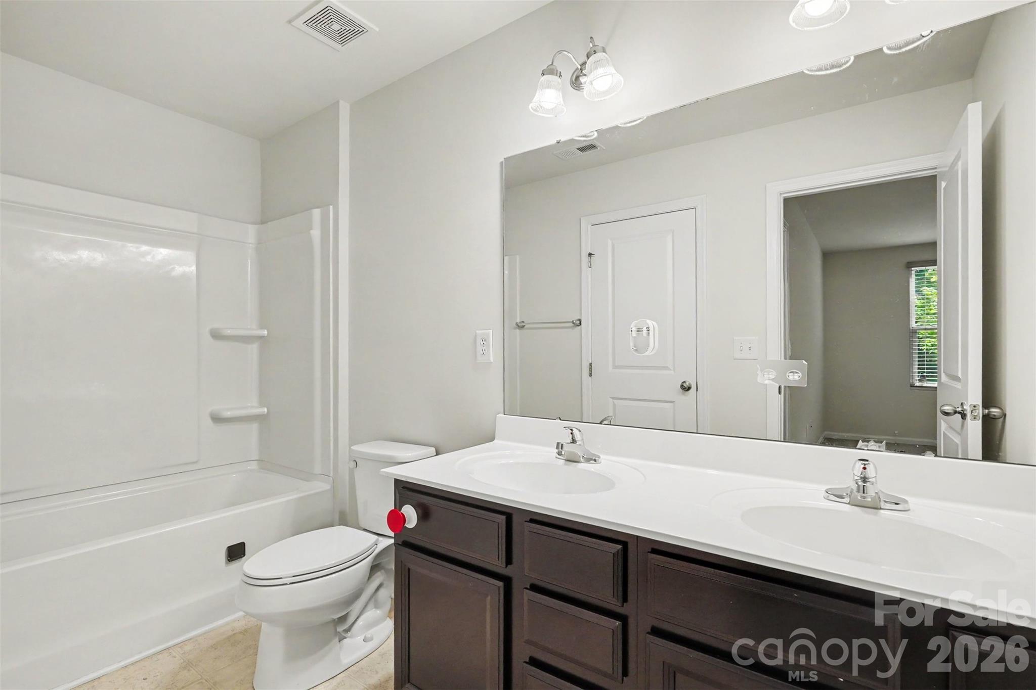 1602 Joseph Hewes Court Property Photo 13