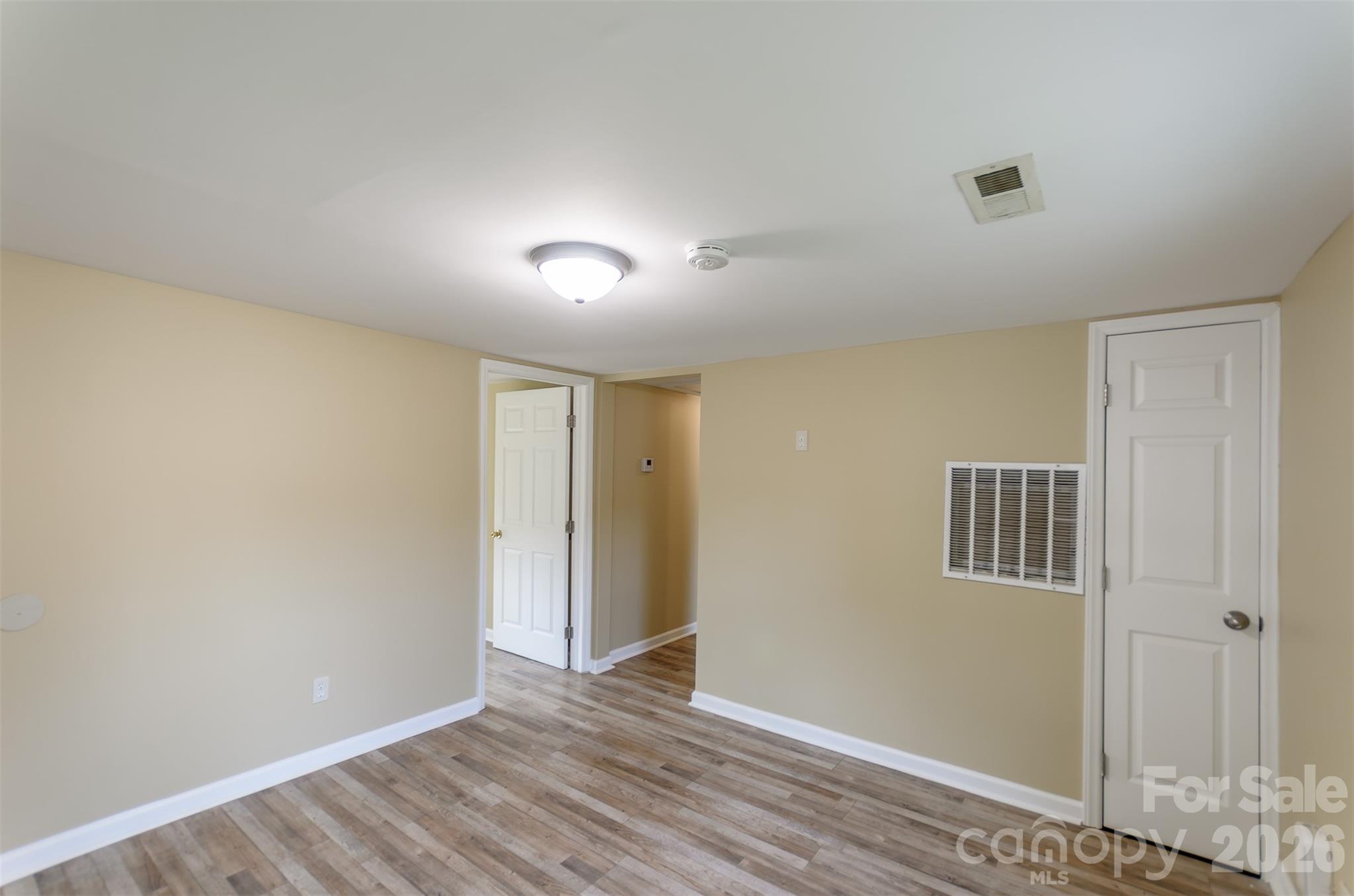 303 Rice Street Property Photo 3
