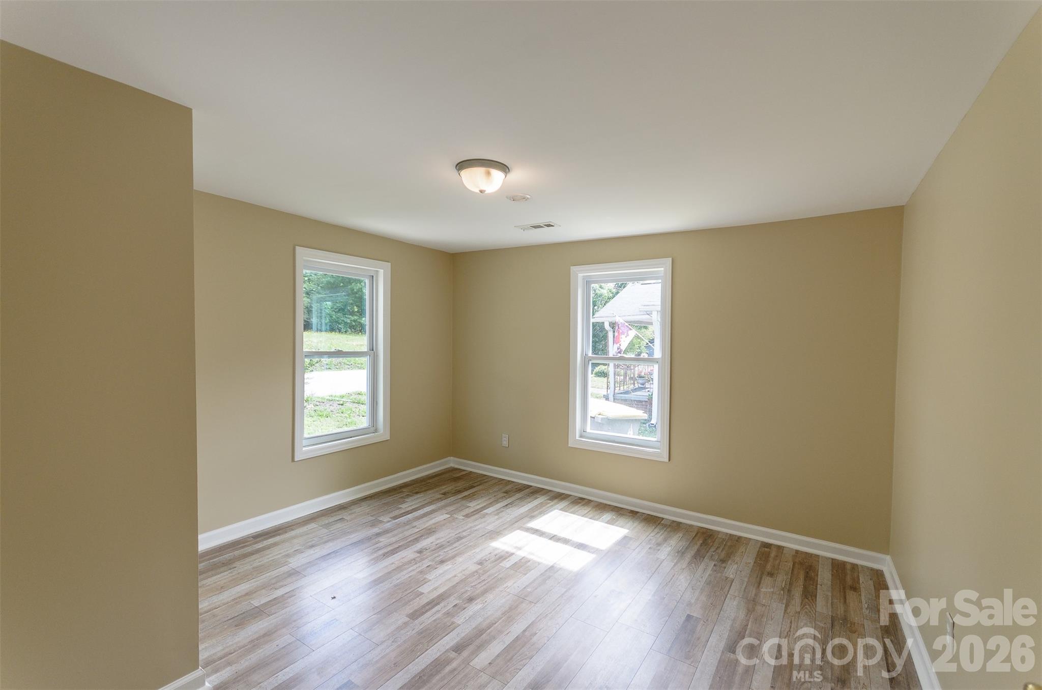 303 Rice Street Property Photo 6