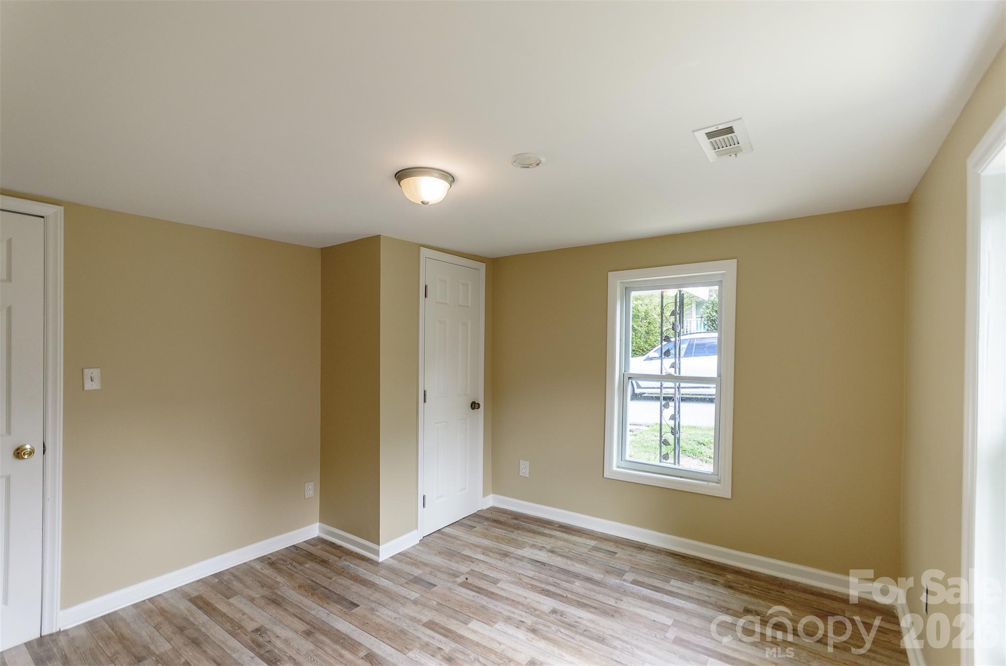 303 Rice Street Property Photo 7