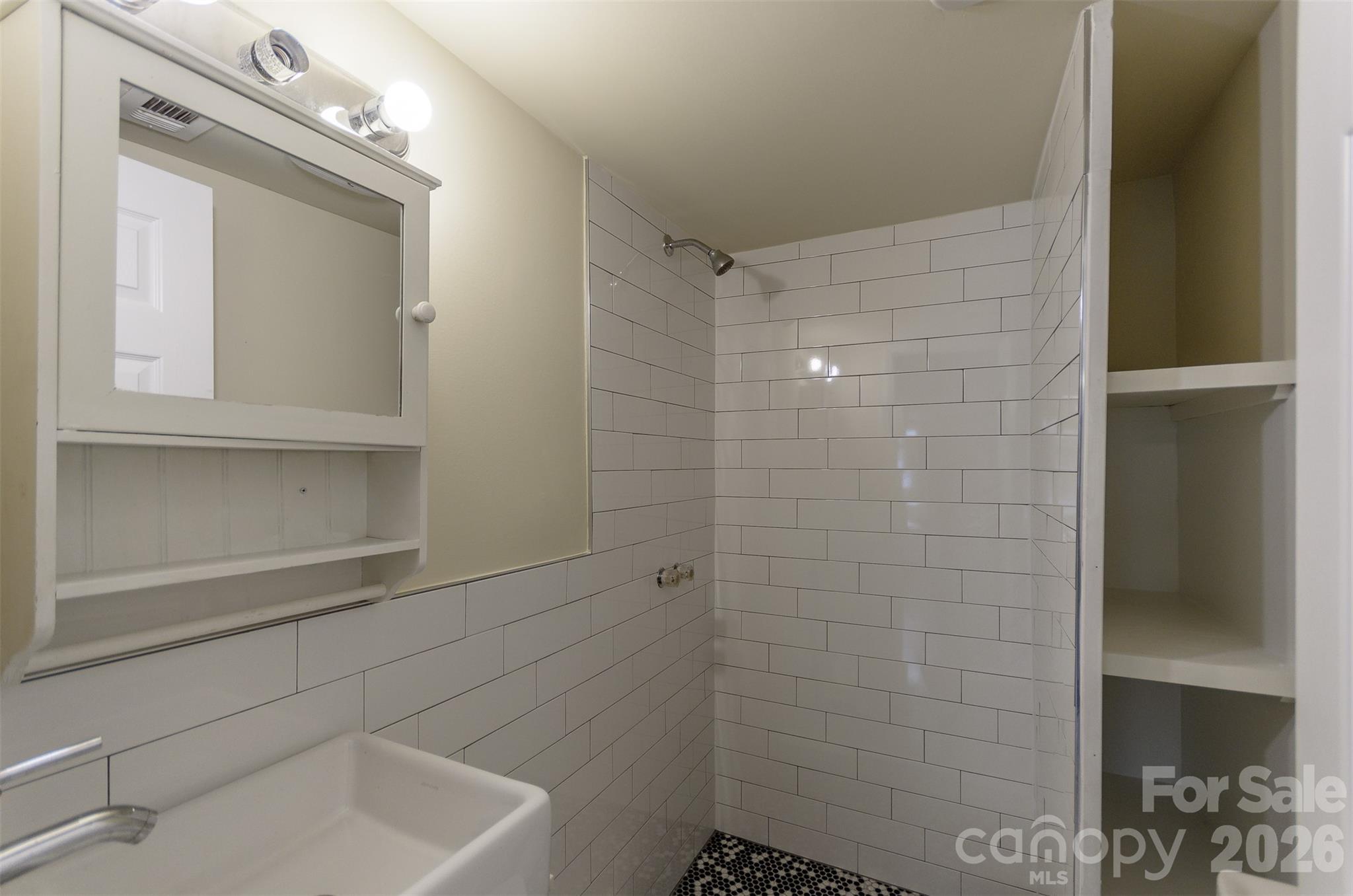 303 Rice Street Property Photo 11