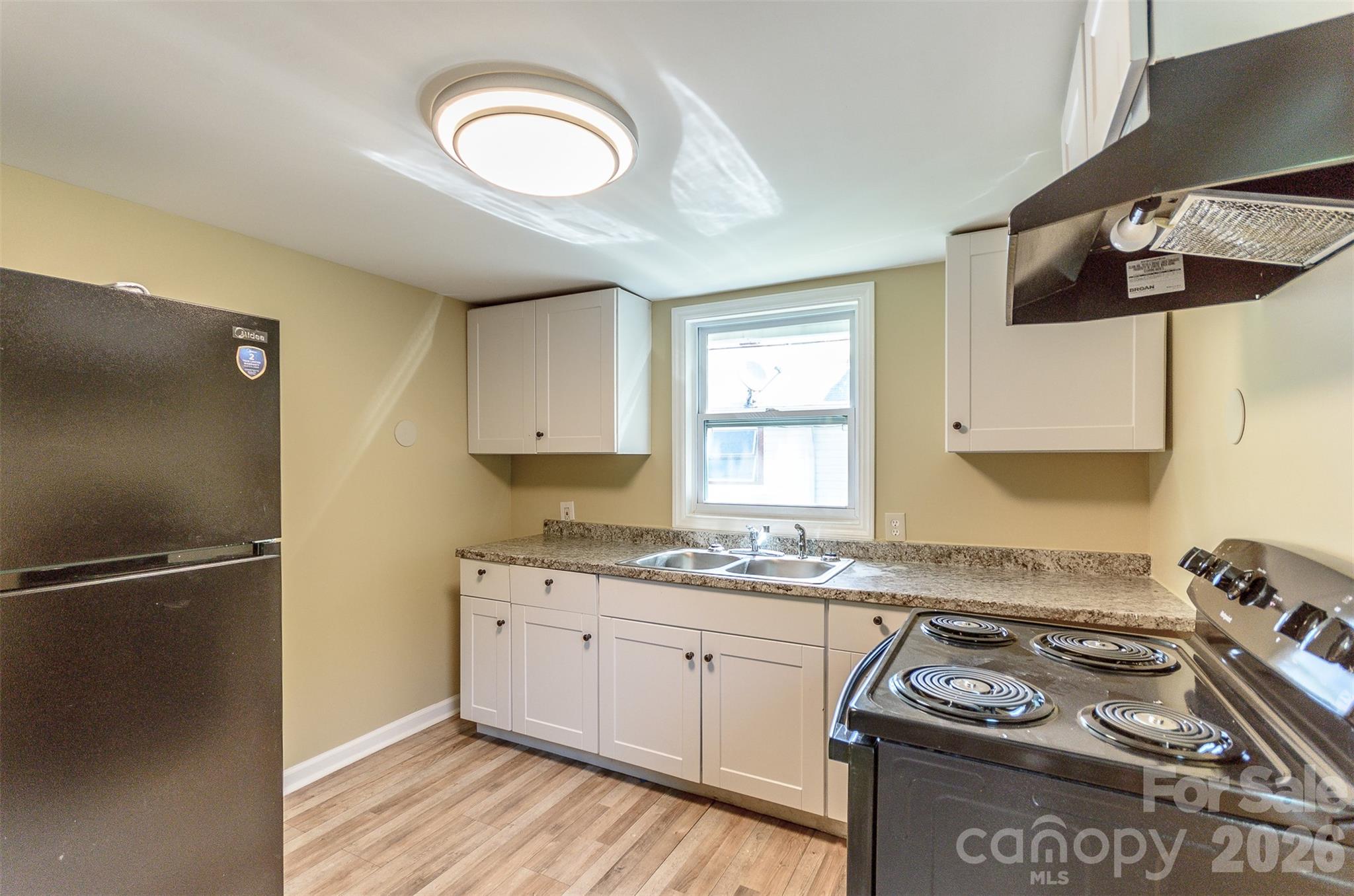 303 Rice Street Property Photo 15