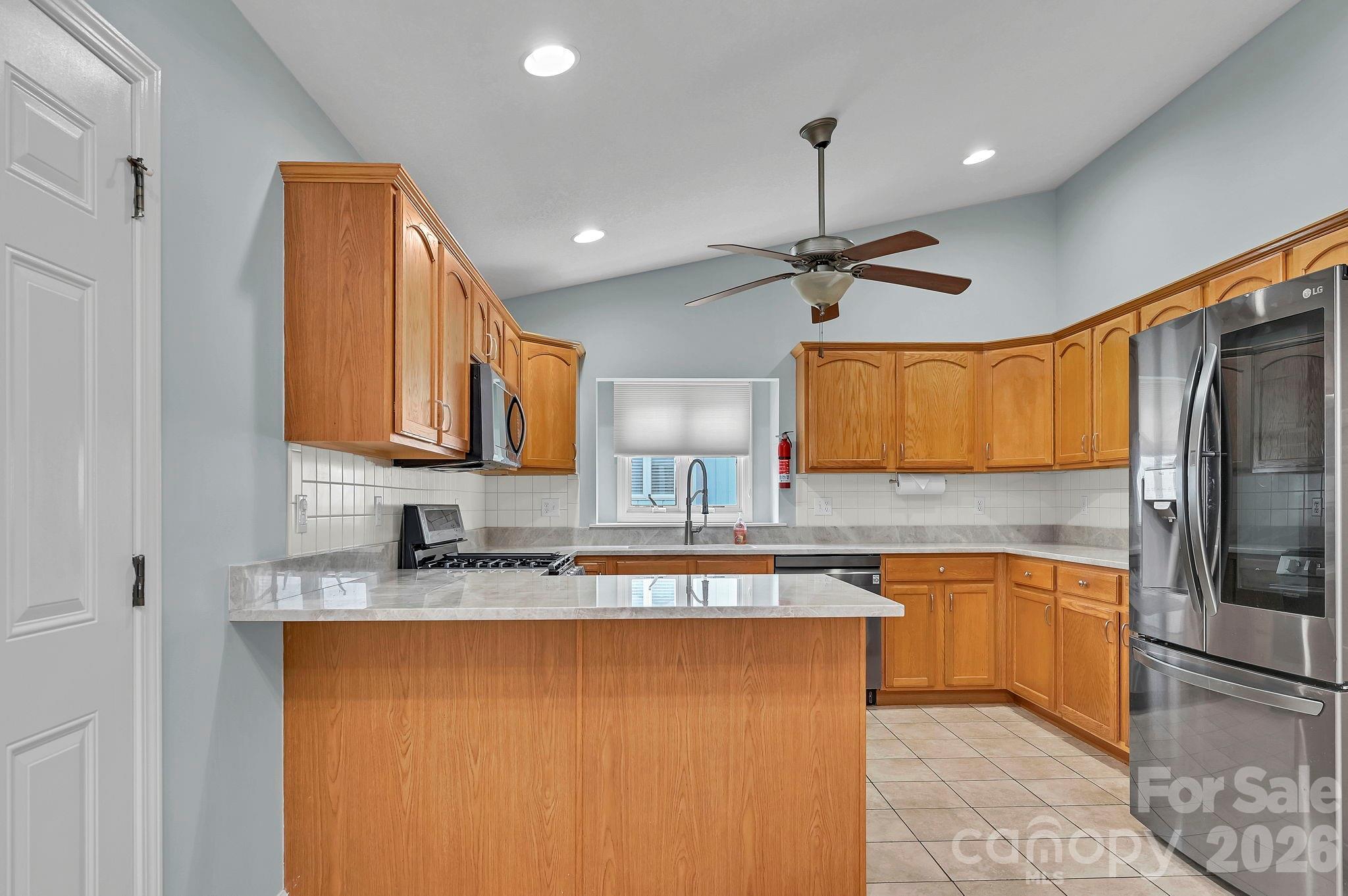 434 Kyfields None Property Photo 10