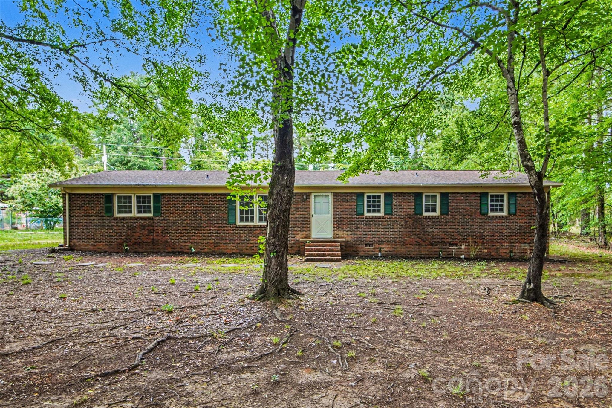 211 Lakeview Road Property Photo 2