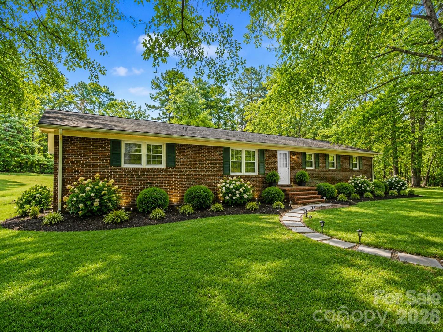 211 Lakeview Road Property Photo 7