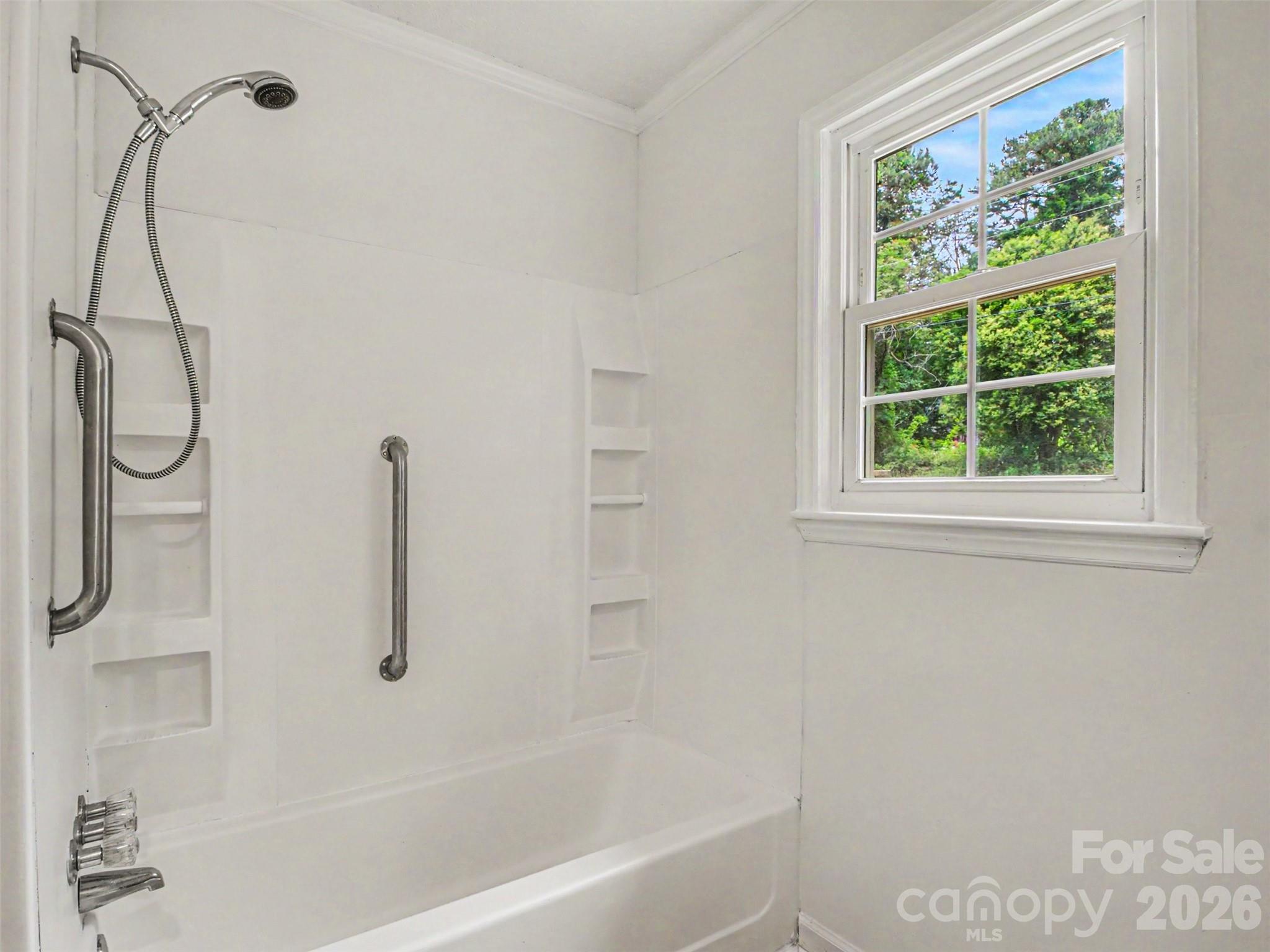 211 Lakeview Road Property Photo 29