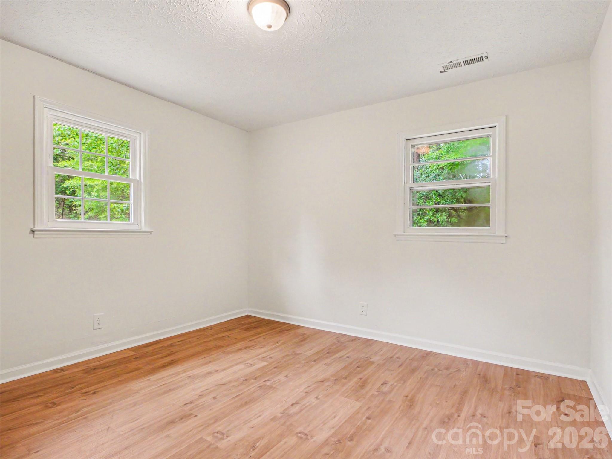 211 Lakeview Road Property Photo 40