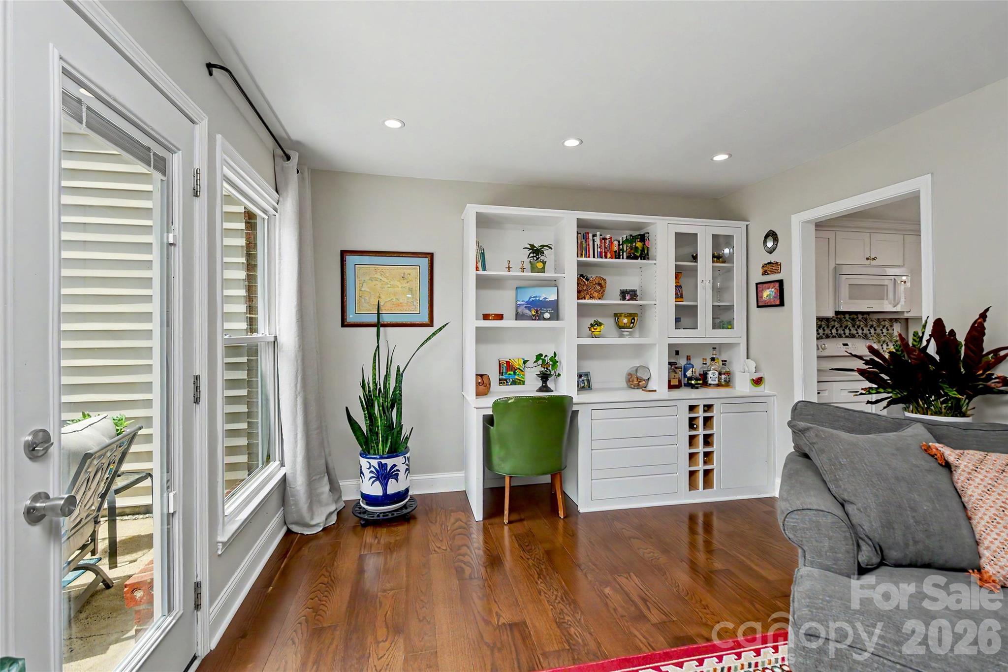 8333 Knights Bridge Road Property Photo 6