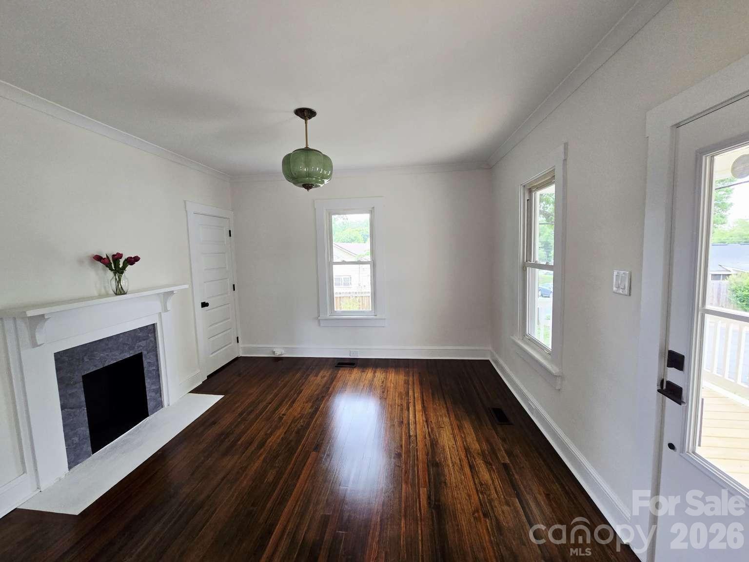 428 15th Street Property Photo 5