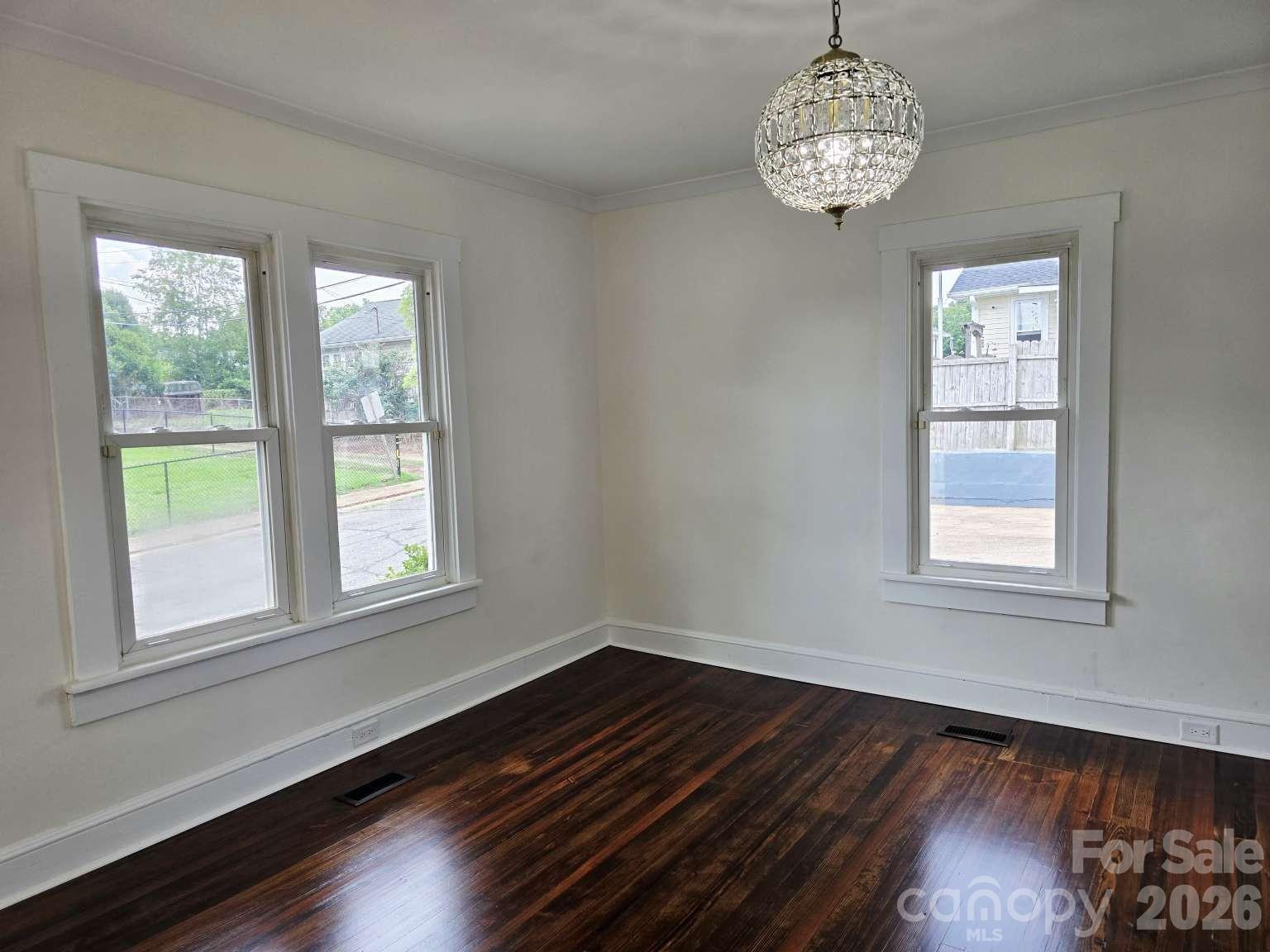 428 15th Street Property Photo 7