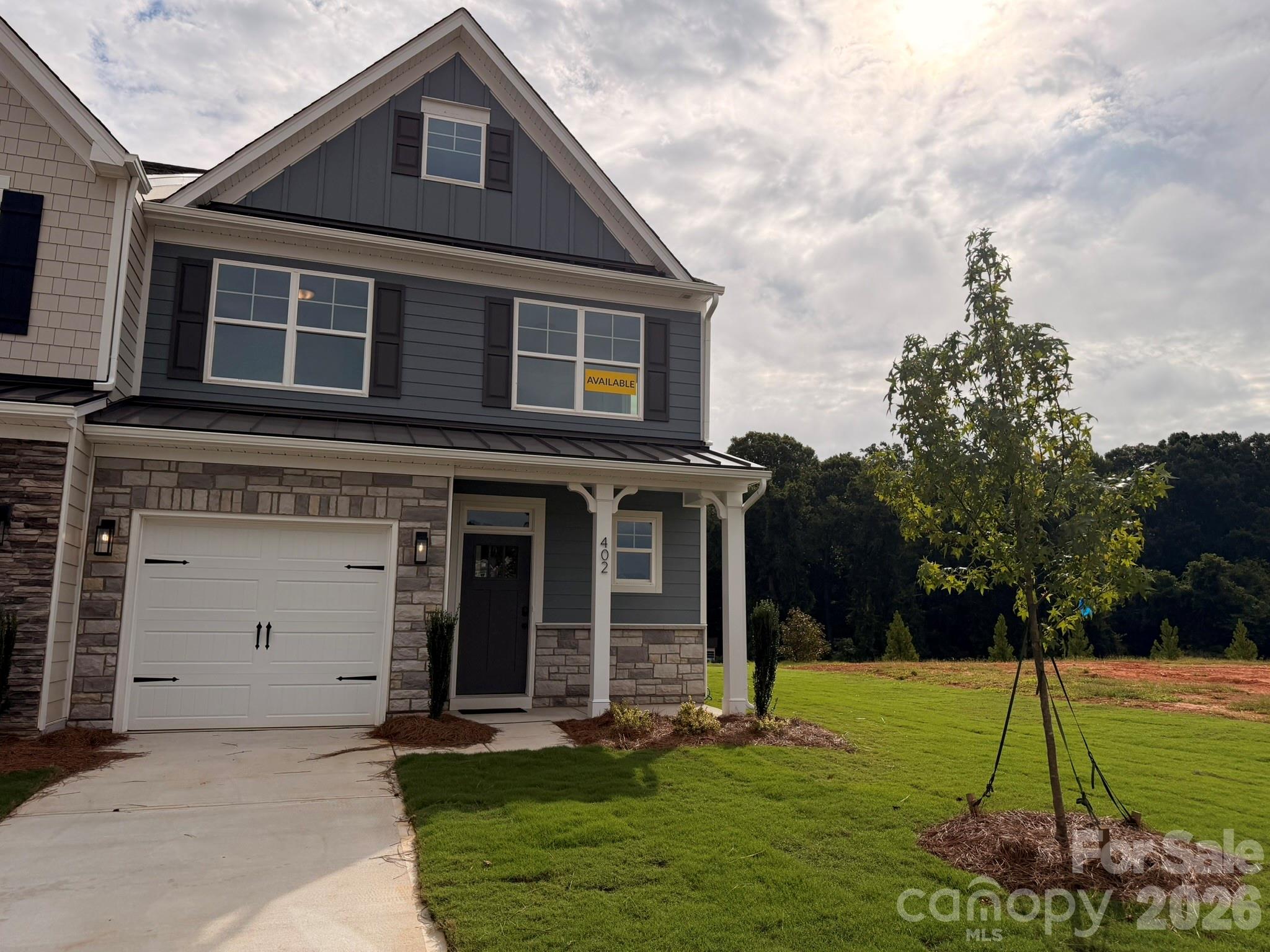 402 Blythe Townhome Lane Property Photo 1