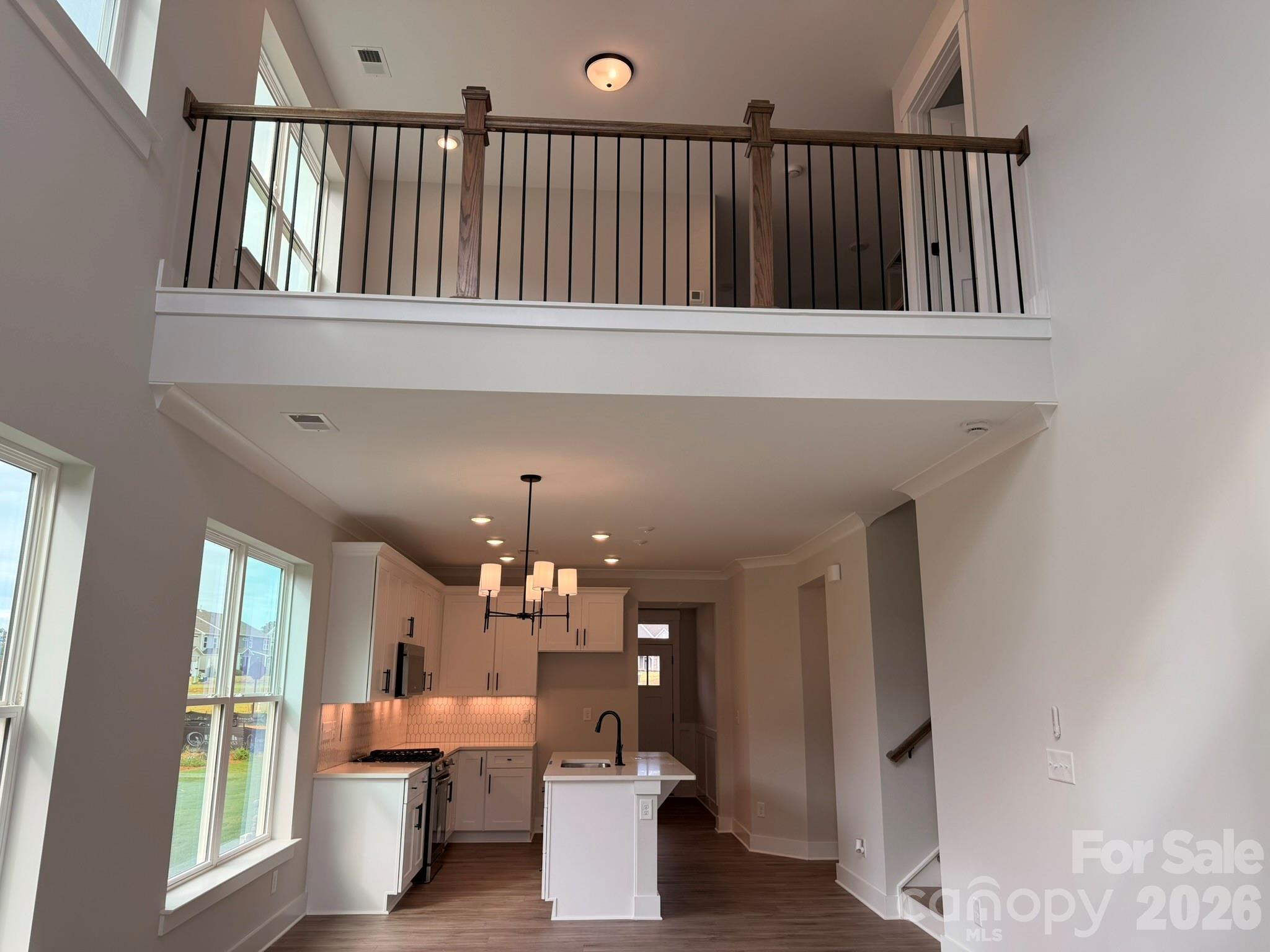 402 Blythe Townhome Lane Property Photo 8