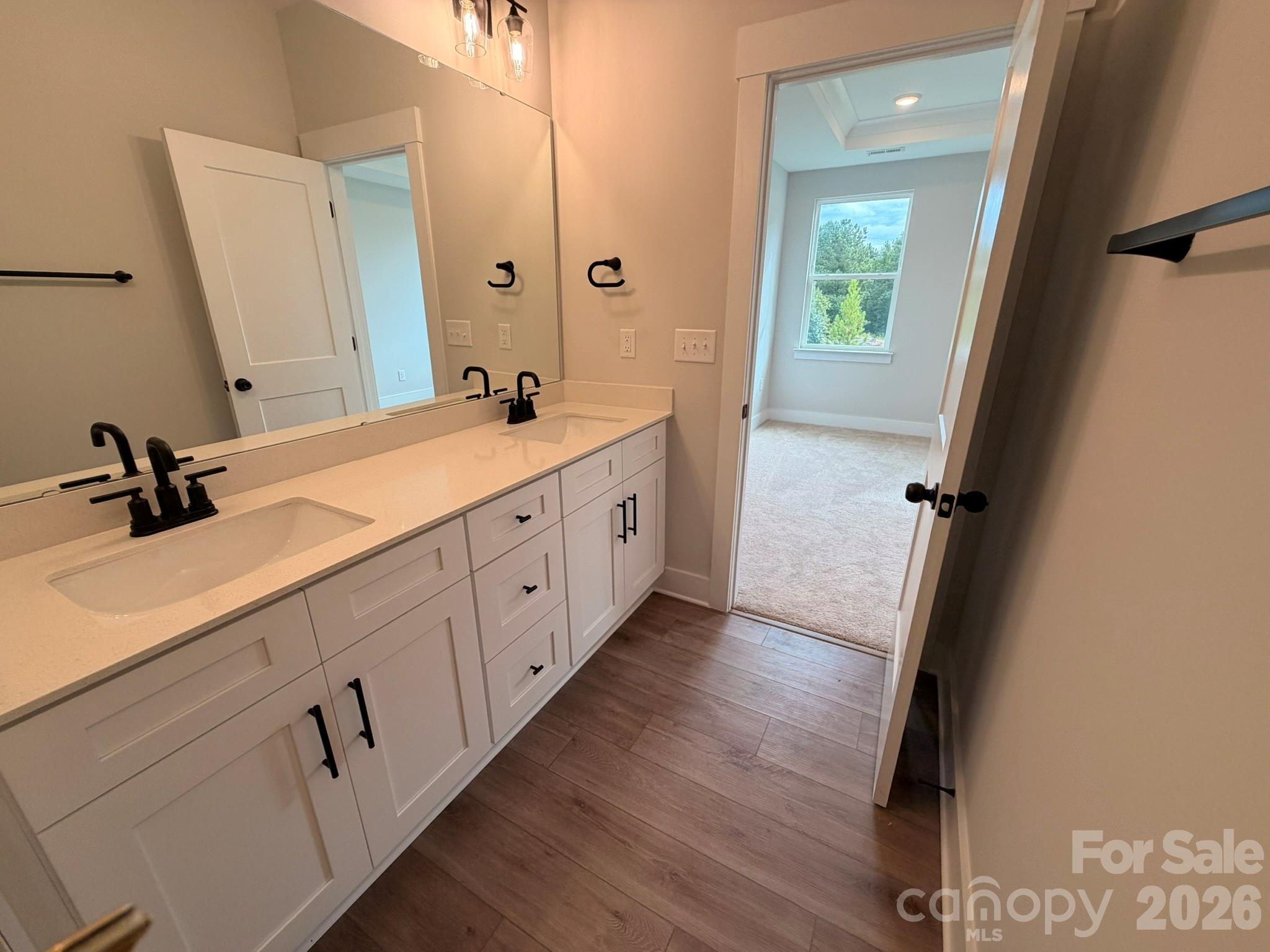 402 Blythe Townhome Lane Property Photo 16
