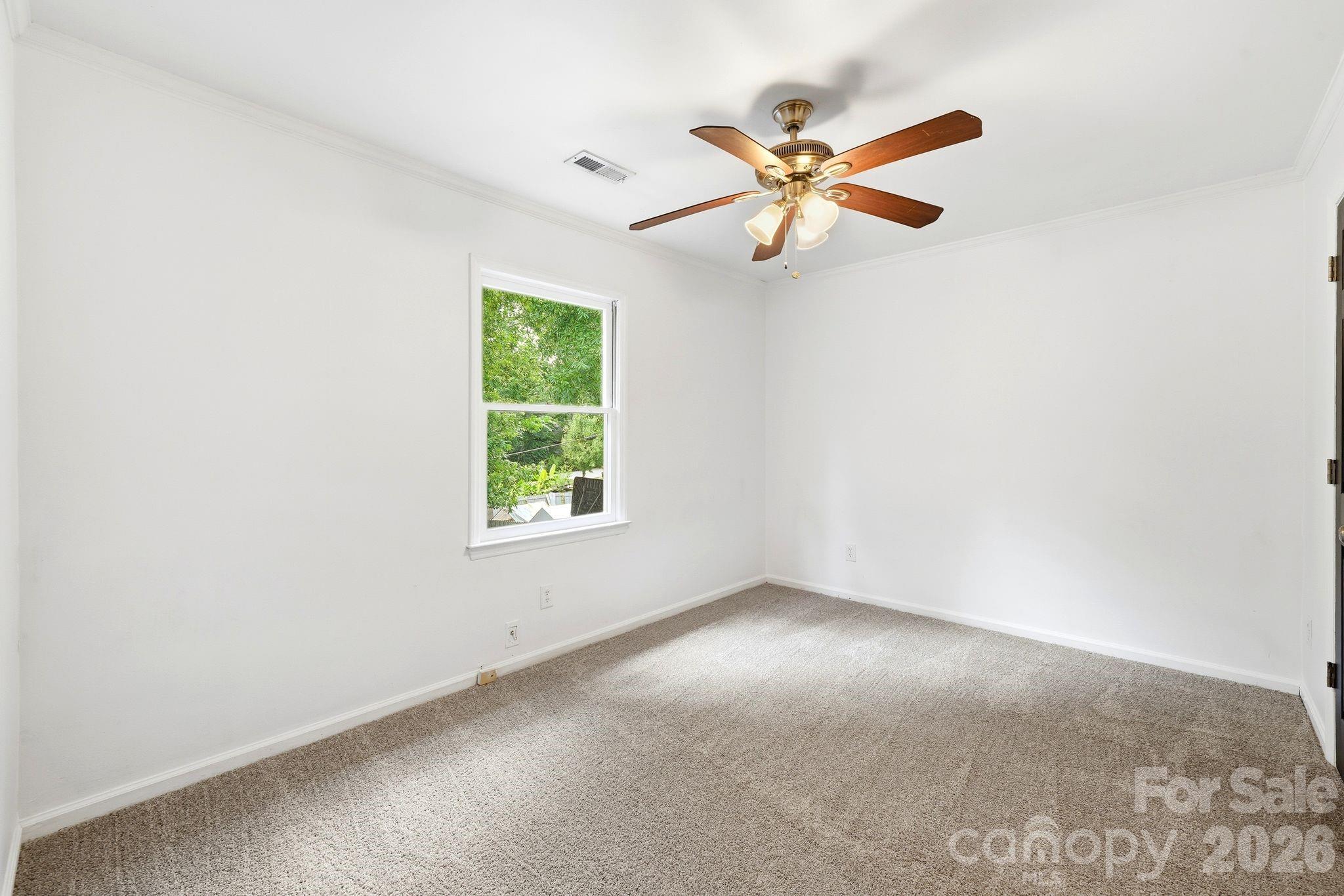 2819 Royal Ridge Lane Property Photo 23