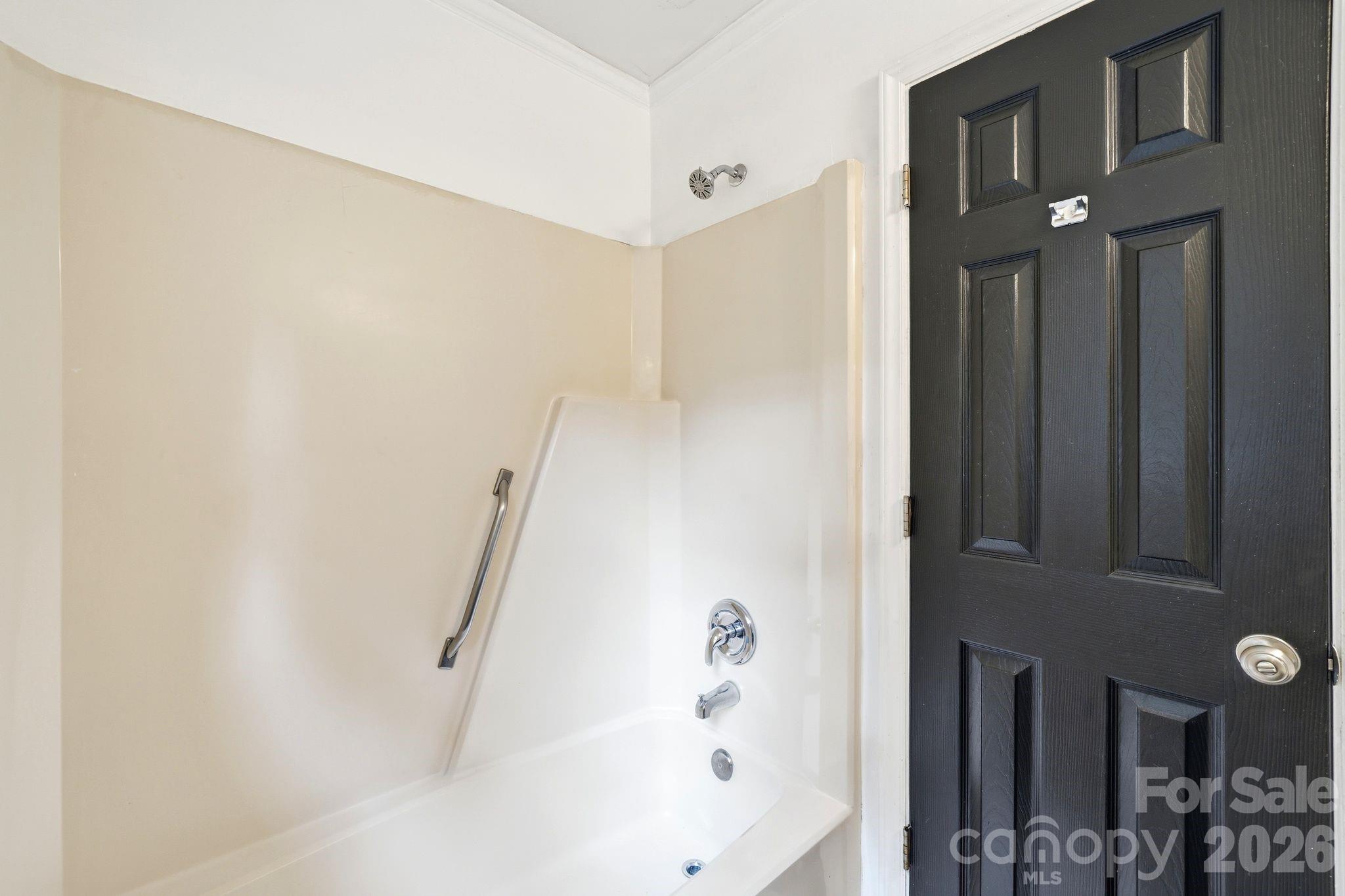 2819 Royal Ridge Lane Property Photo 25