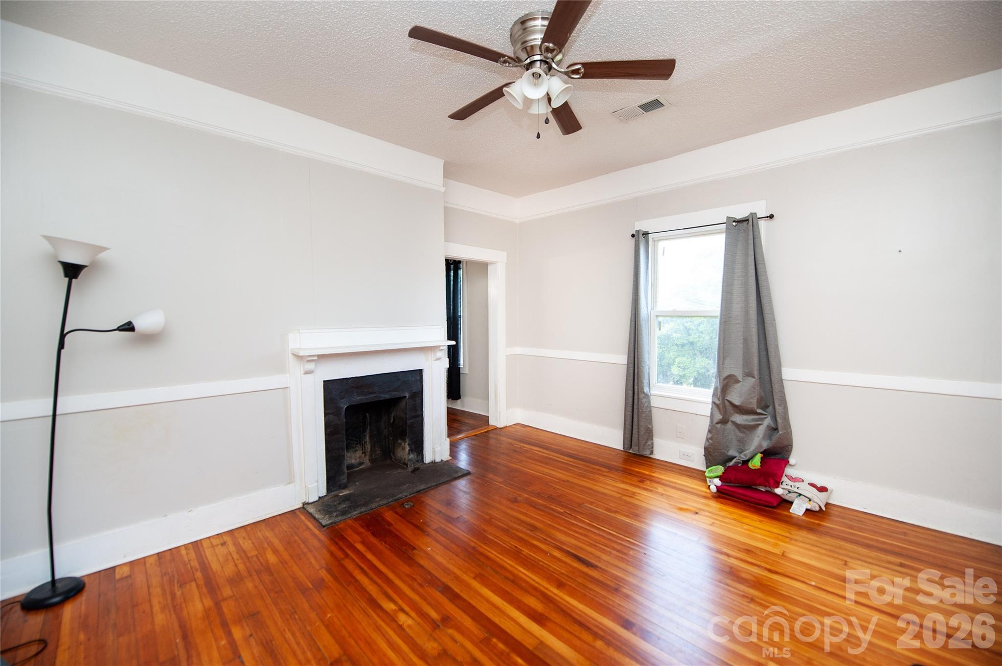 128 Fleming Avenue Property Photo 1