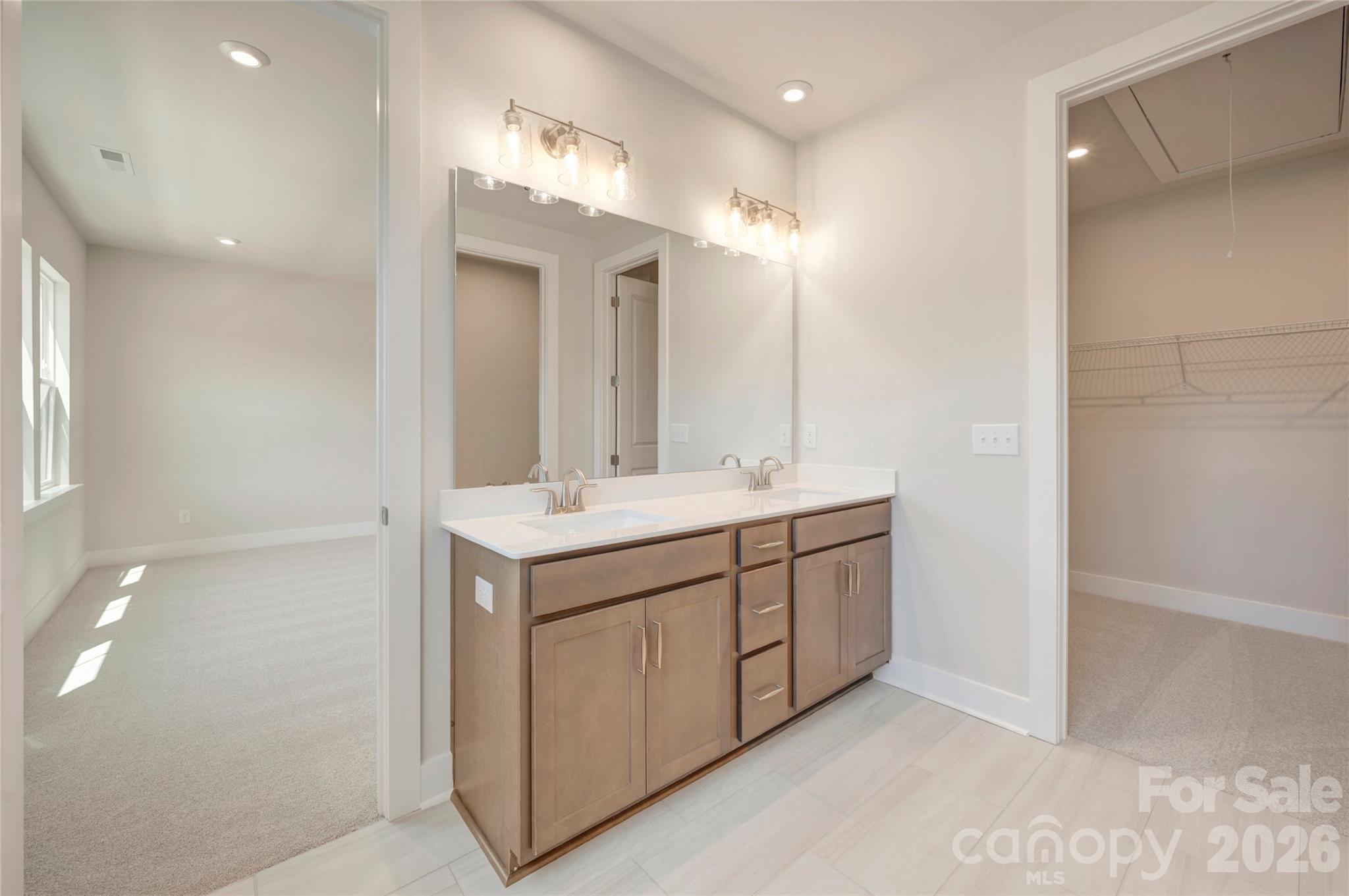 316 Ardmore Drive Property Photo 18