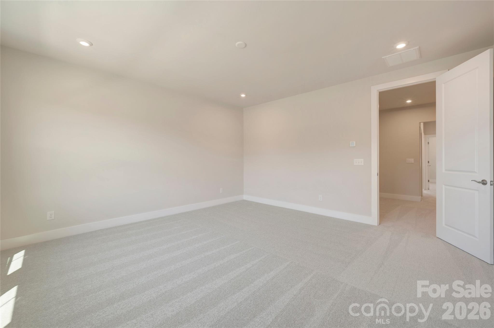 316 Ardmore Drive Property Photo 25