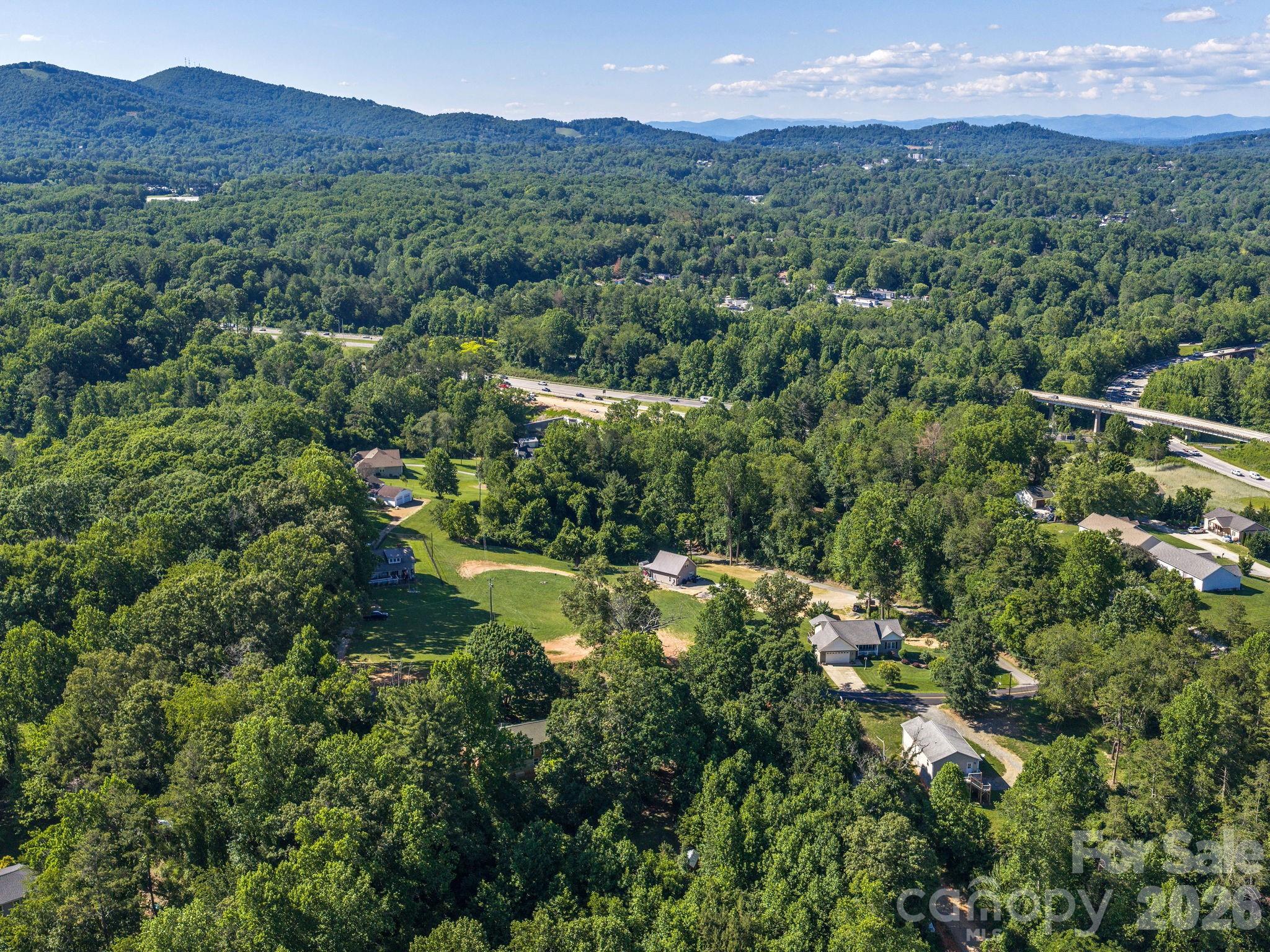 147 W Oakview Road Property Photo 27