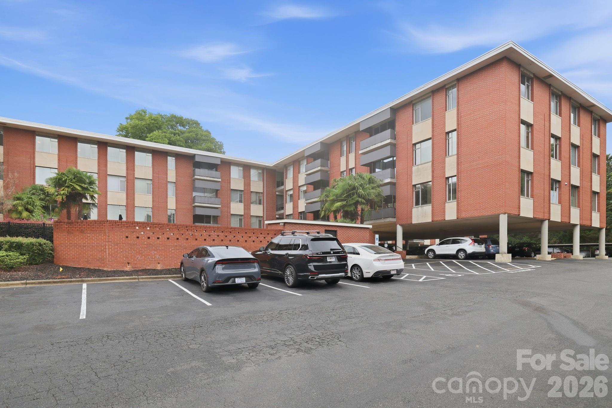 1300 Queens Road 416 Property Photo 25