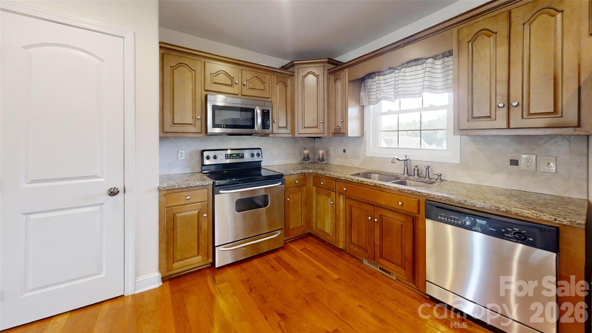 4240 Hunter Rhyne Road Property Photo 10