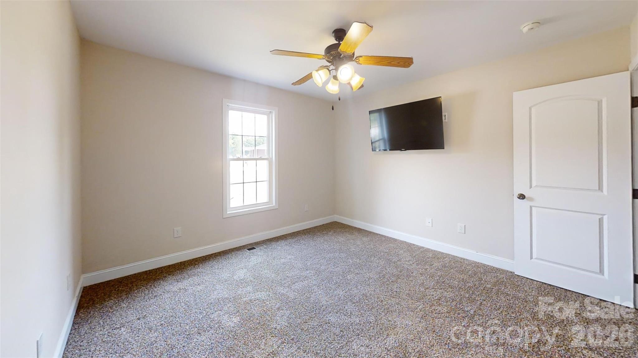 4240 Hunter Rhyne Road Property Photo 14