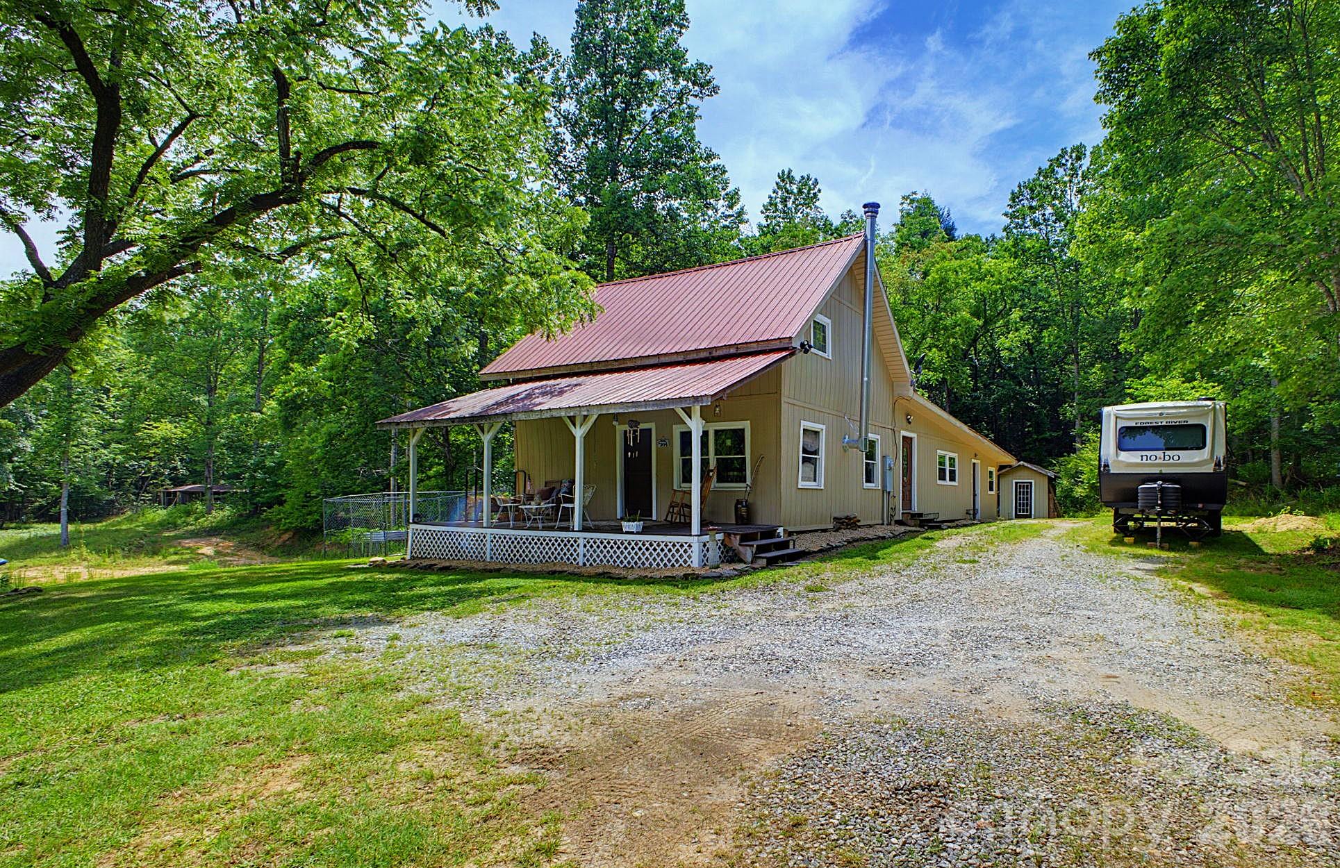 1239 W Mcguinn Road Property Photo 1