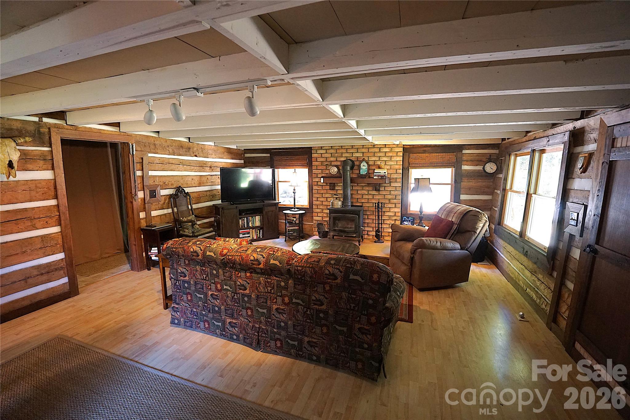 1239 W Mcguinn Road Property Photo 12