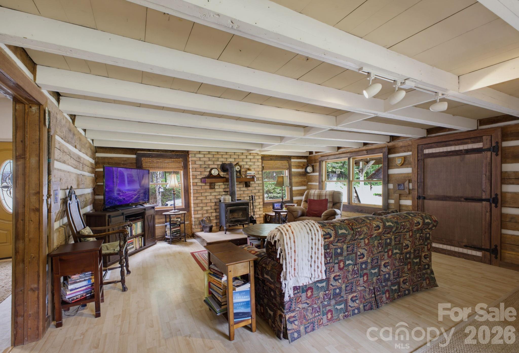 1239 W Mcguinn Road Property Photo 13