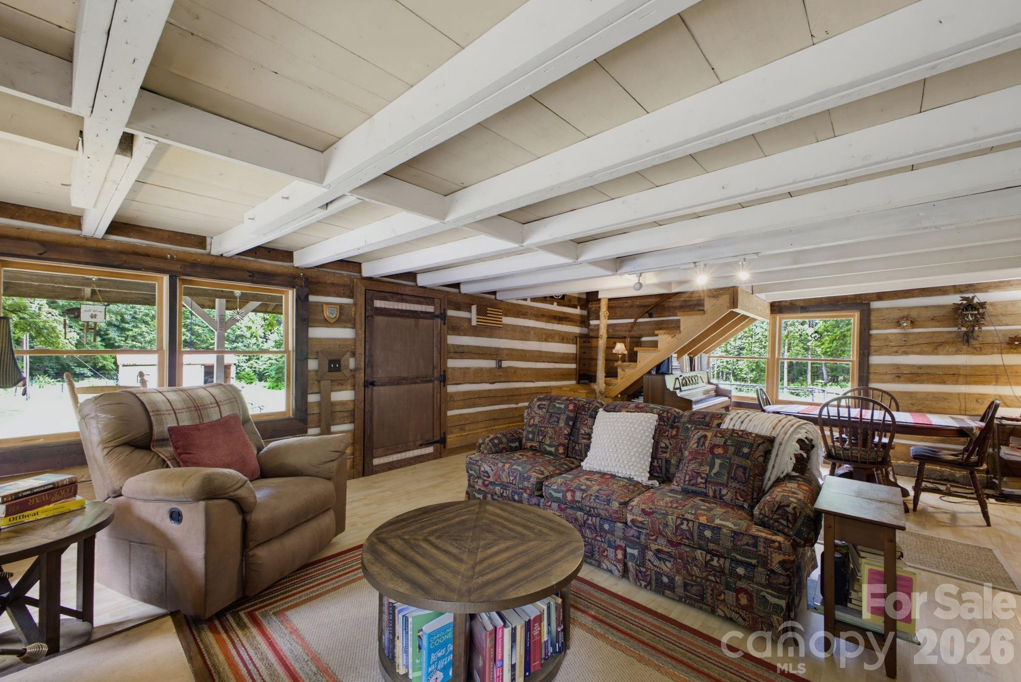 1239 W Mcguinn Road Property Photo 14