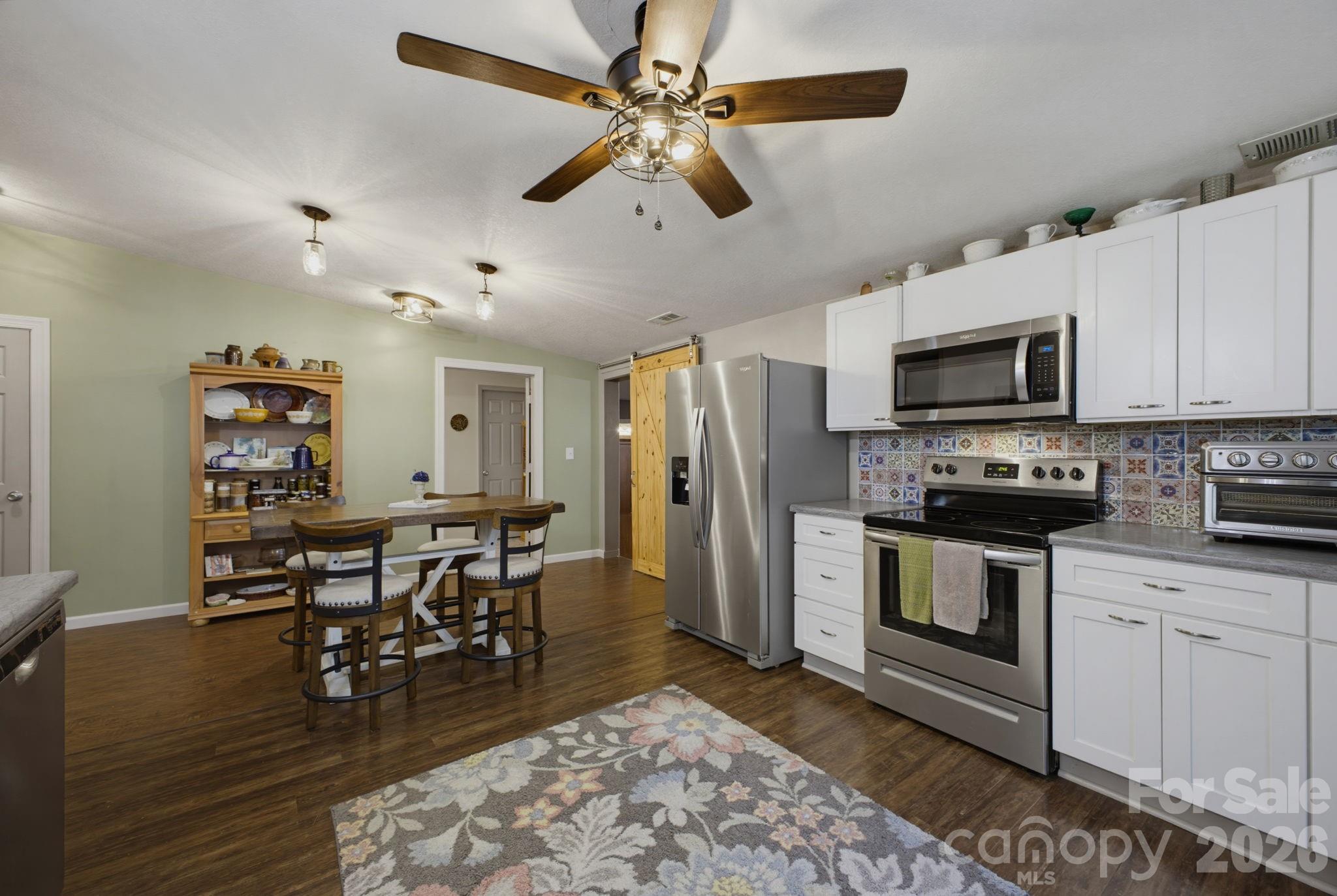 1239 W Mcguinn Road Property Photo 19