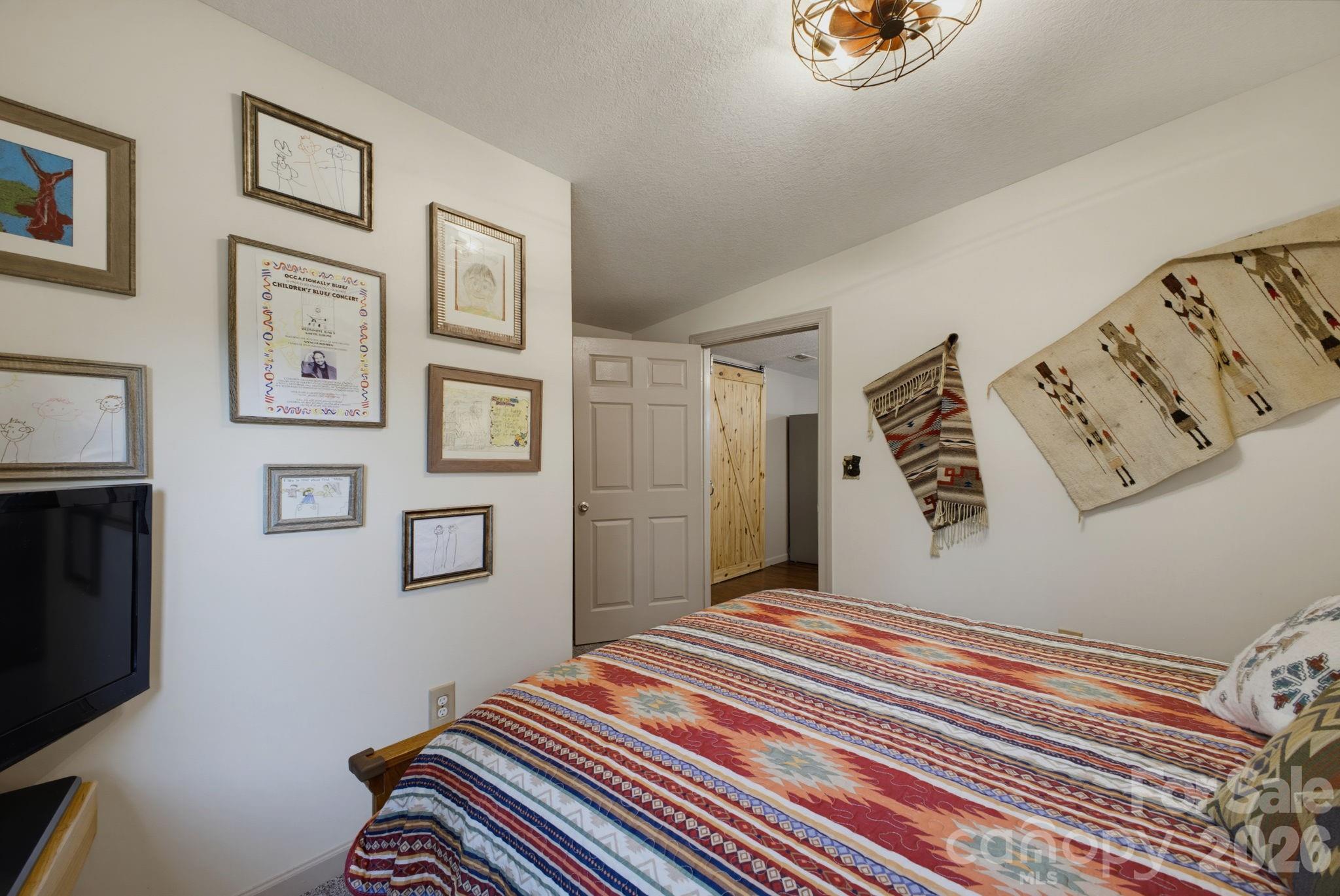 1239 W Mcguinn Road Property Photo 25