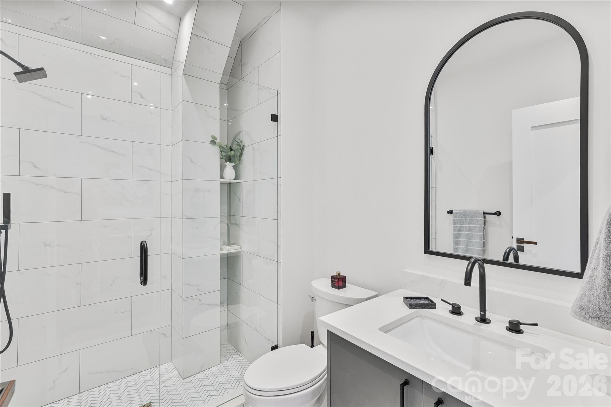 5447 Topping Place 101 Property Photo 24