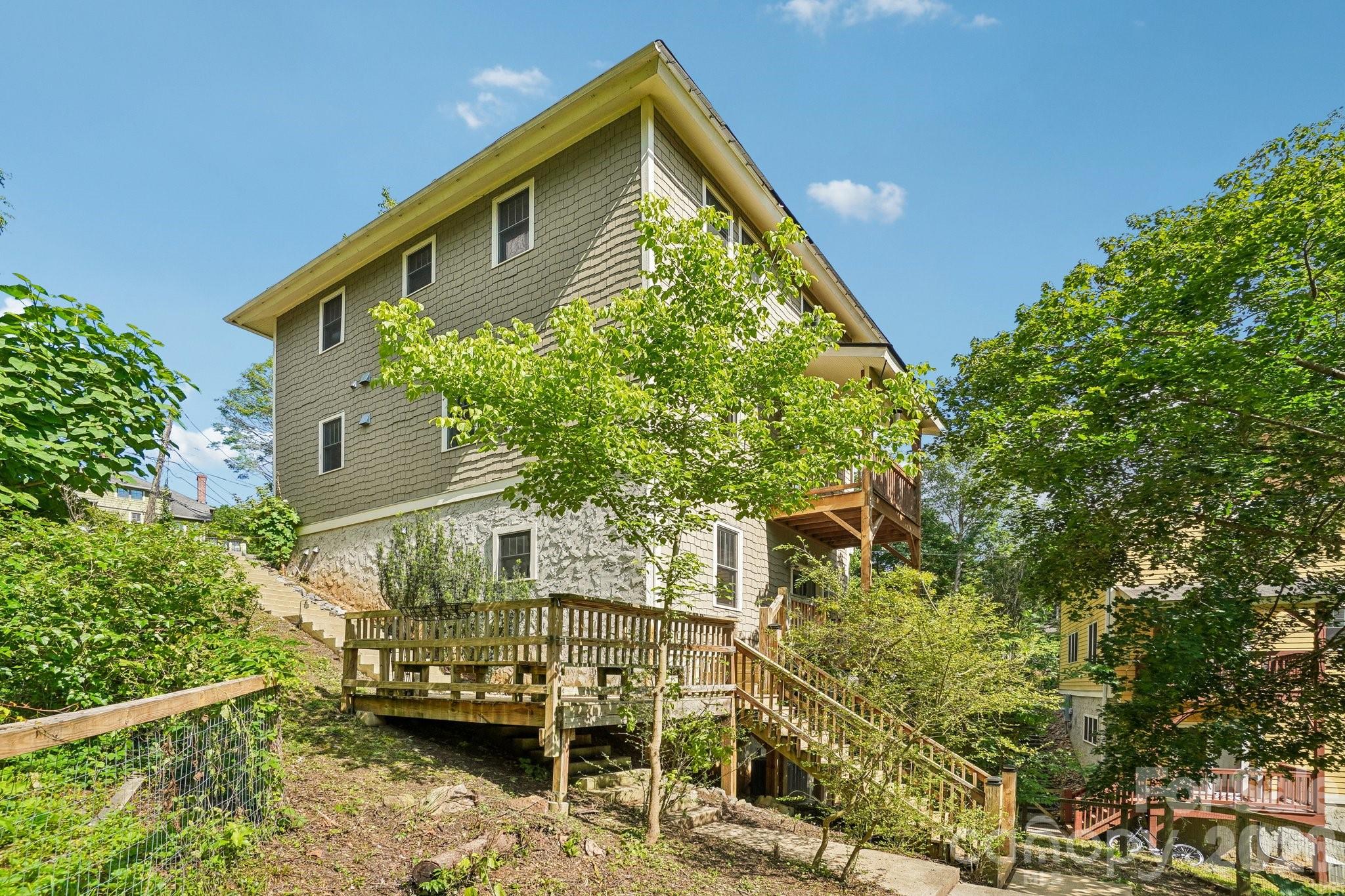 25 Houston Street Property Photo 1