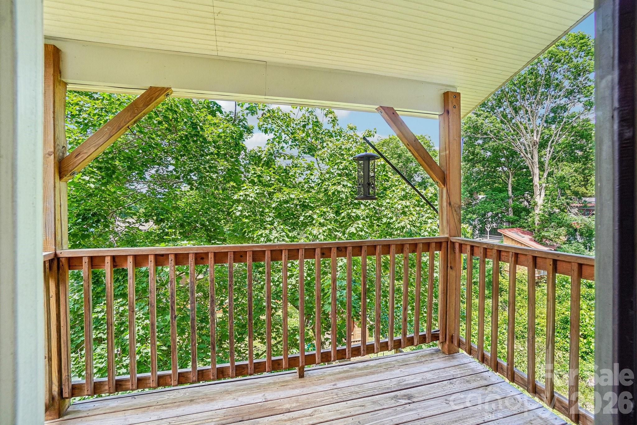 25 Houston Street Property Photo 16