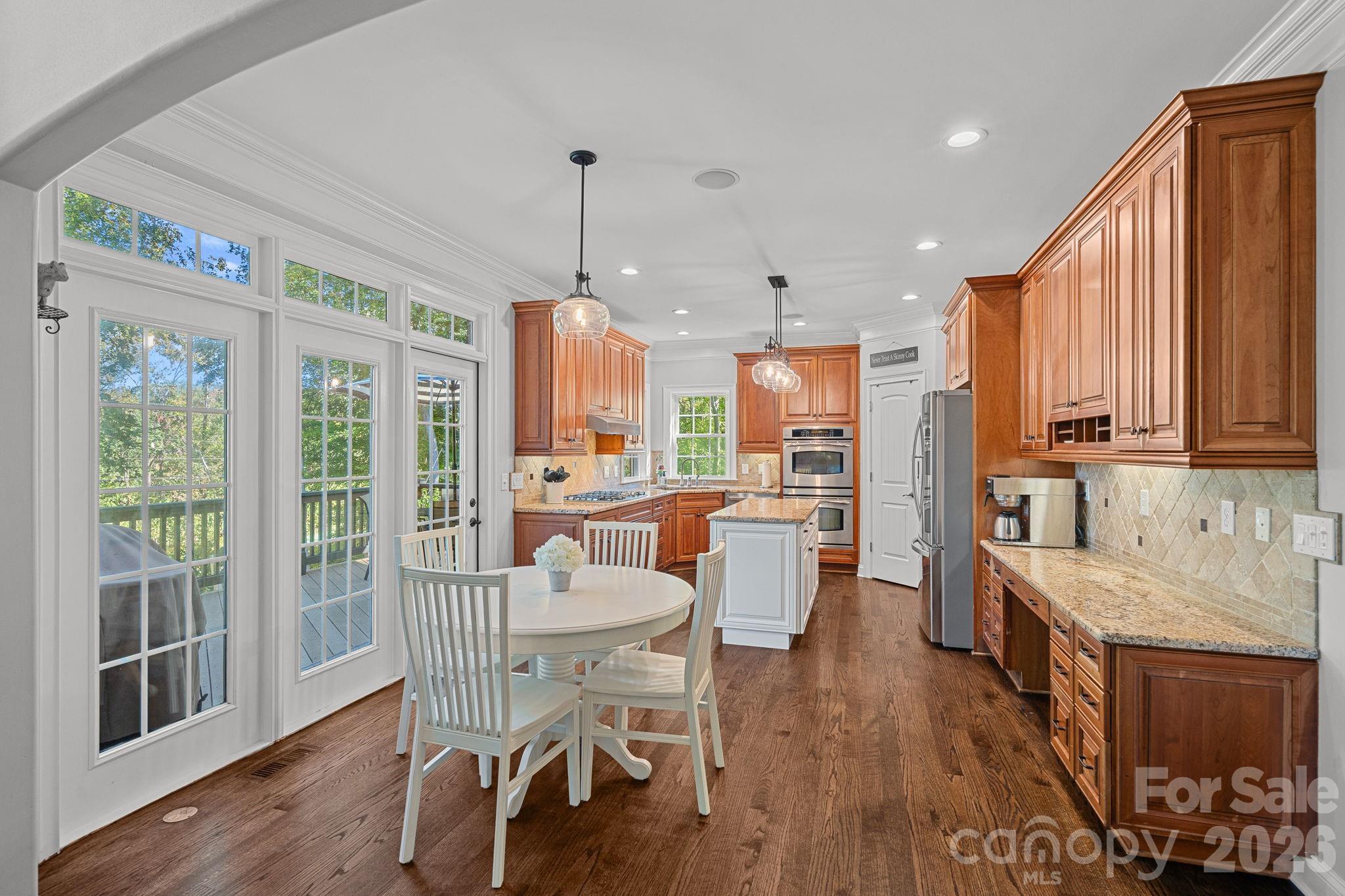 7809 Oak Haven Lane Property Photo 7