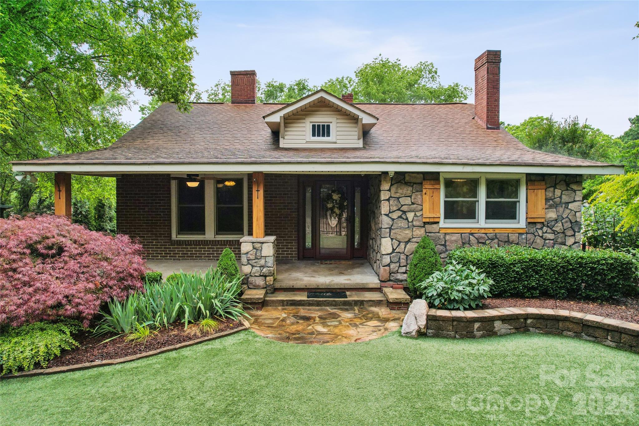400 Alpine Street Property Photo 1