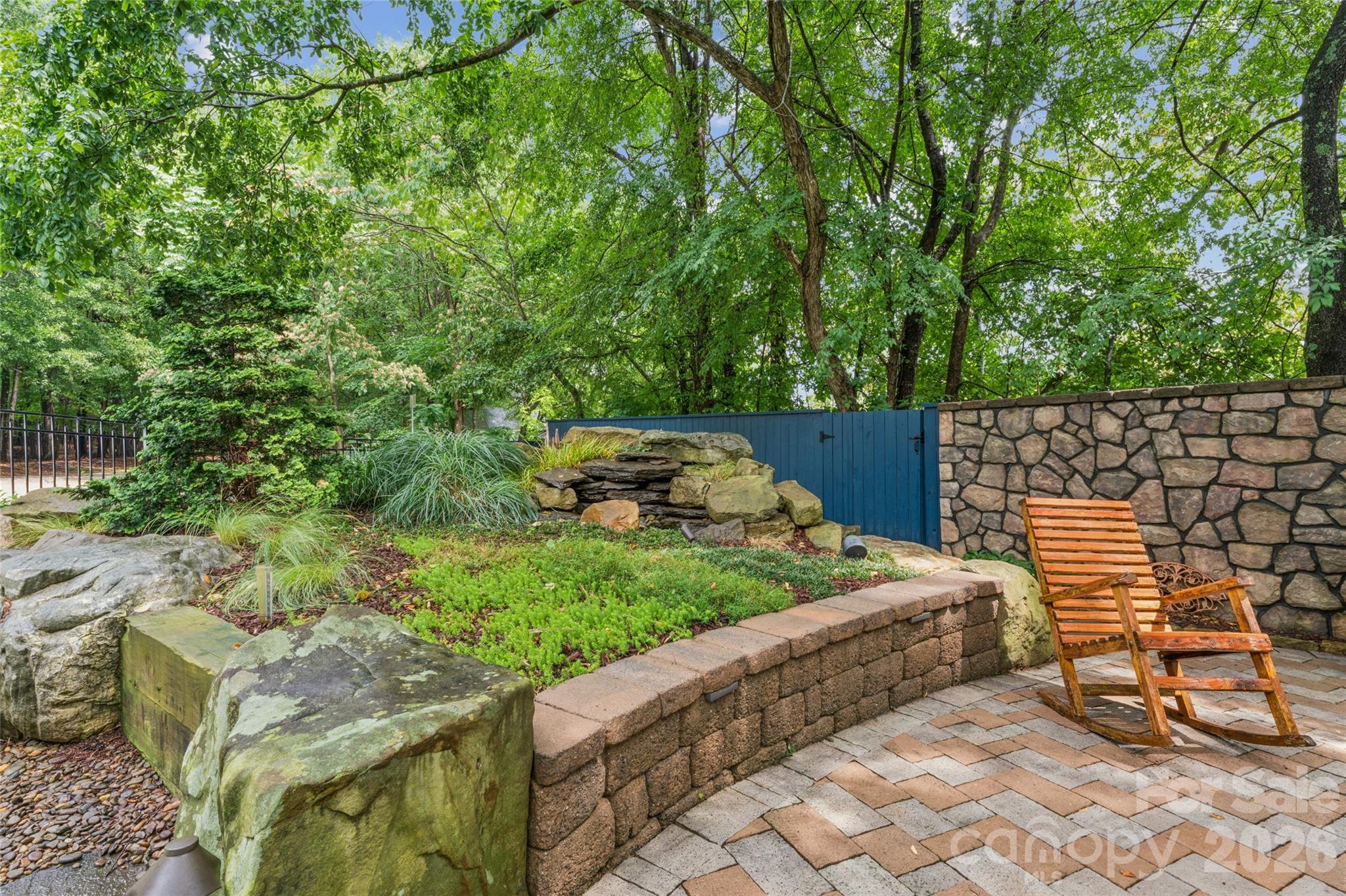 400 Alpine Street Property Photo 36